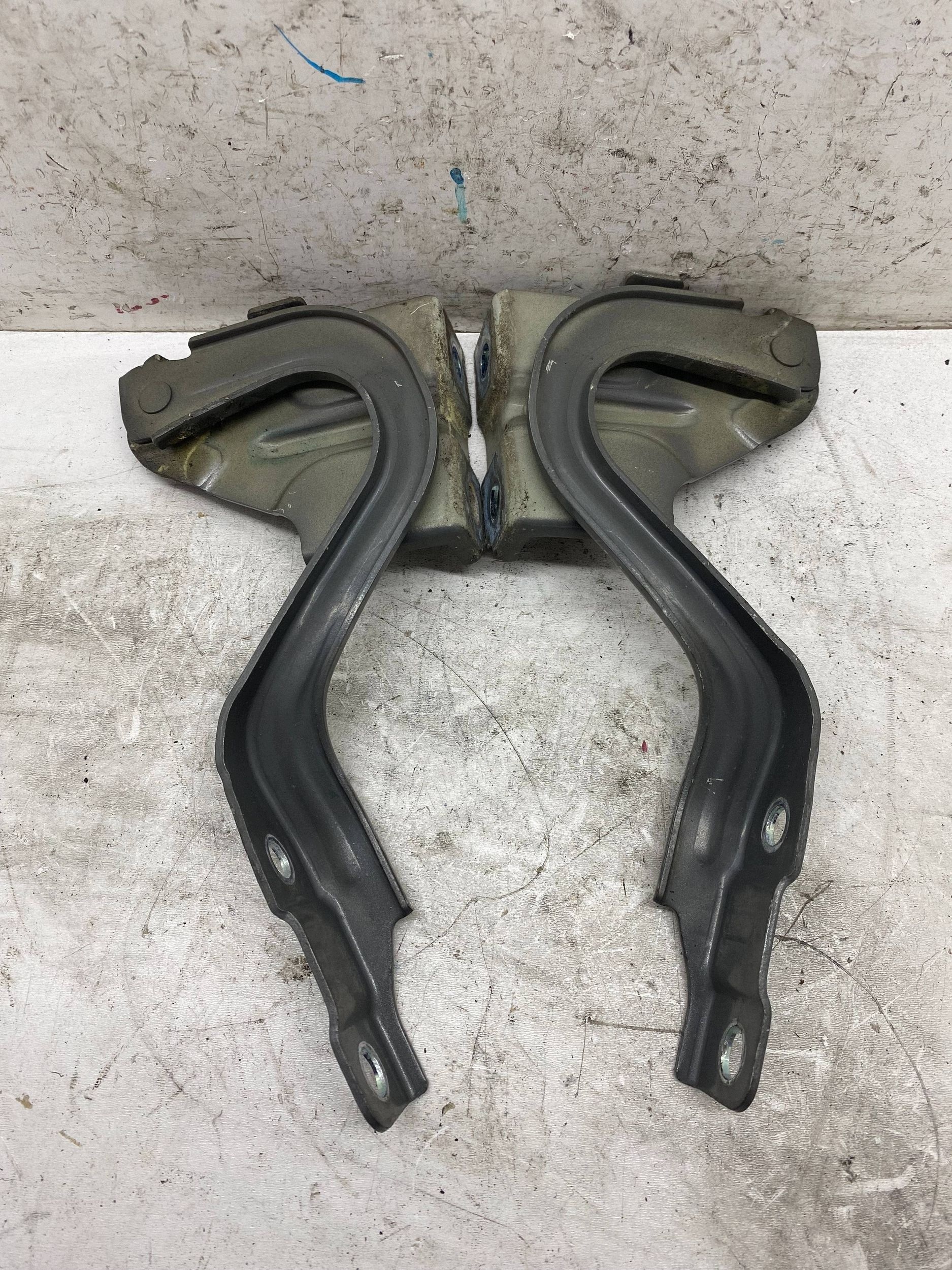 bonnet hinges KOMPLET P+L KIA CARENS IV colour IM (2013-2016)