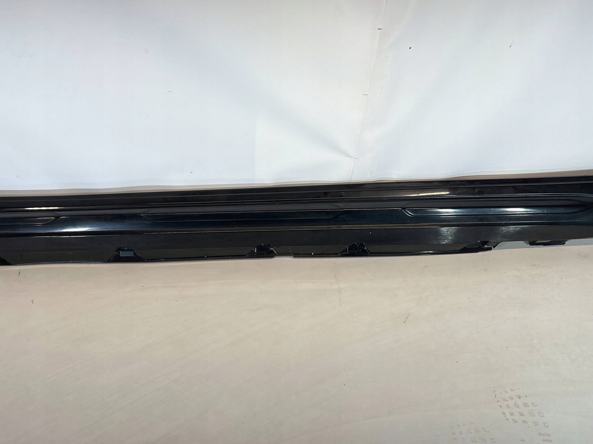 moulding threshold left side Mercedes-Benz EQS X296 2966984800 !A