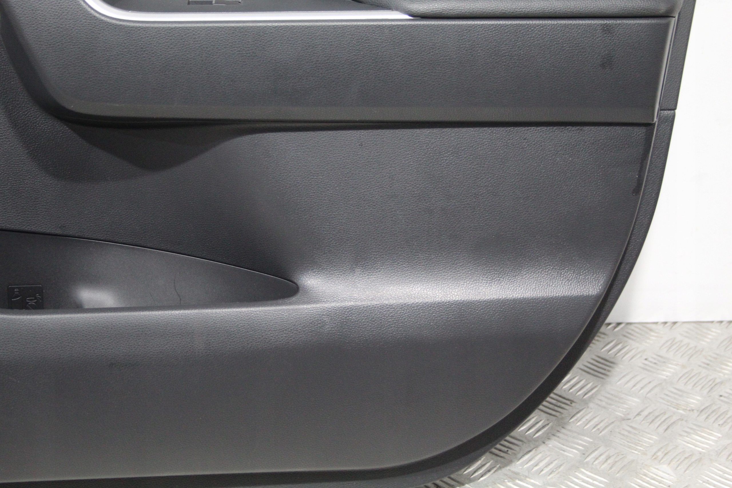 upholstery side door right front TOYOTA RAV4 V 5