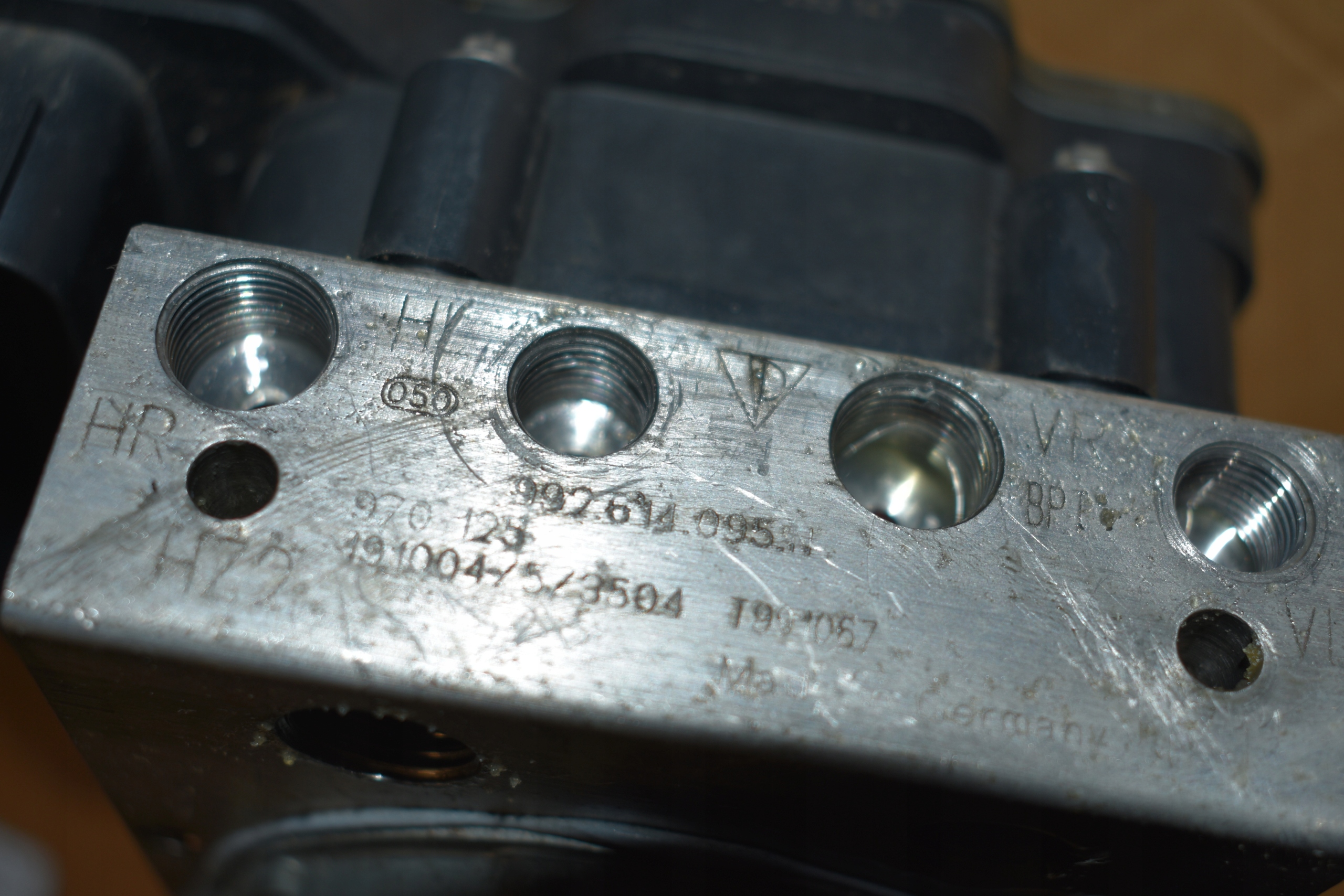 IDEALNY control unit pump ABS PORSCHE 992 1