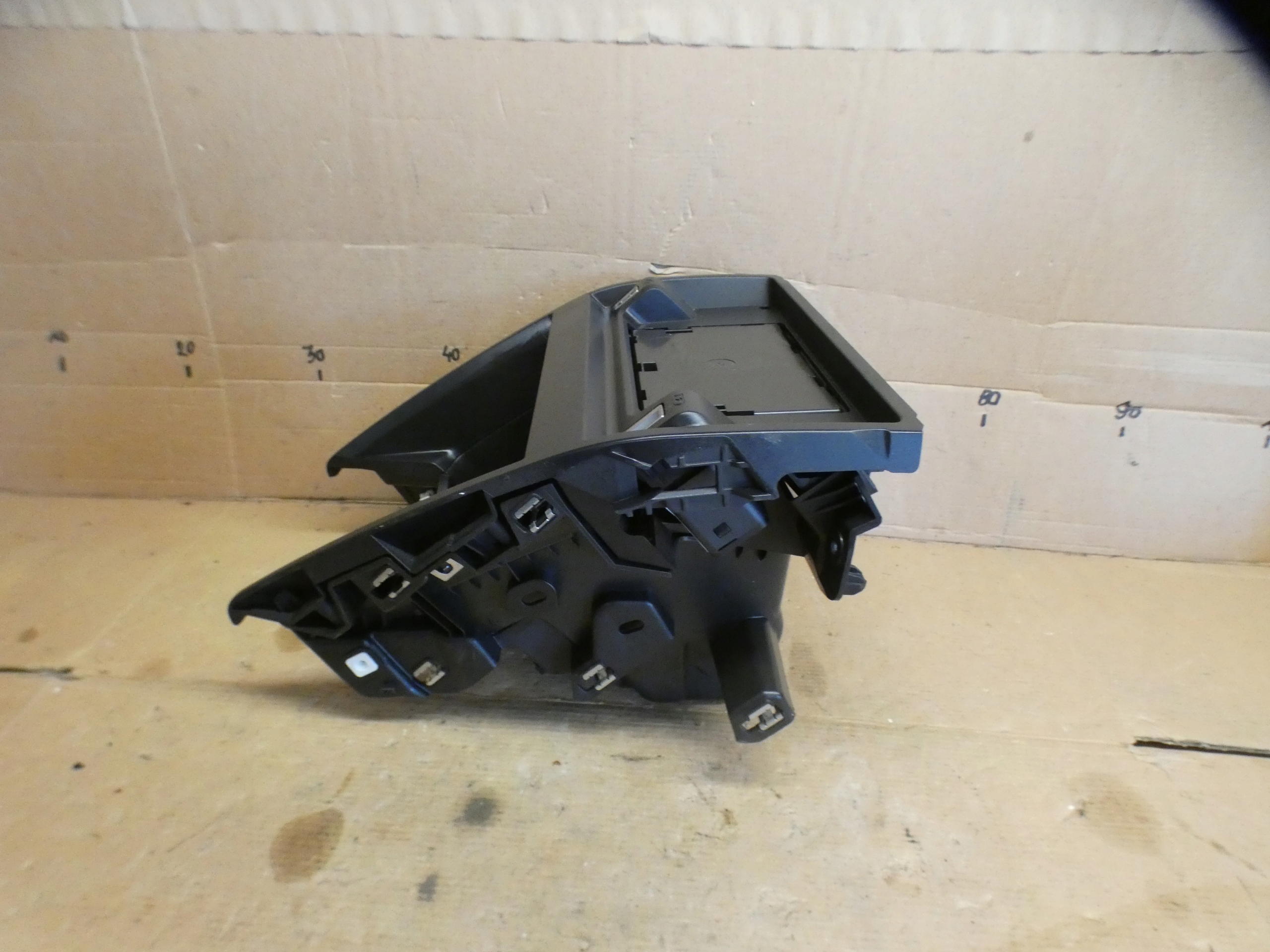 CITROEN C4 III passenger compartment TUNELU 9848088180
