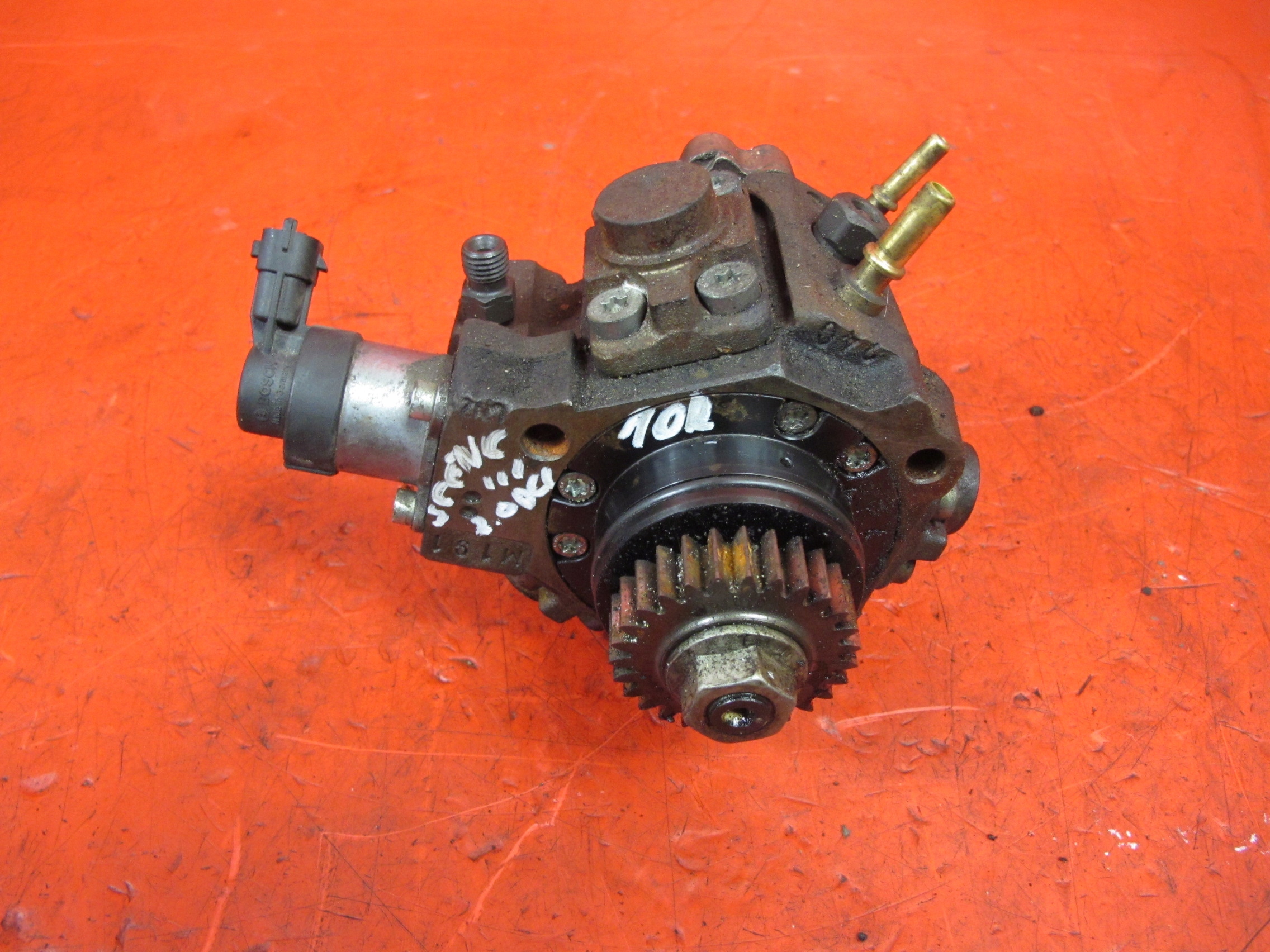 H8200843903 0445010208 - SCENIC 3 III MEGANE III 2.0 DCI ТНВД