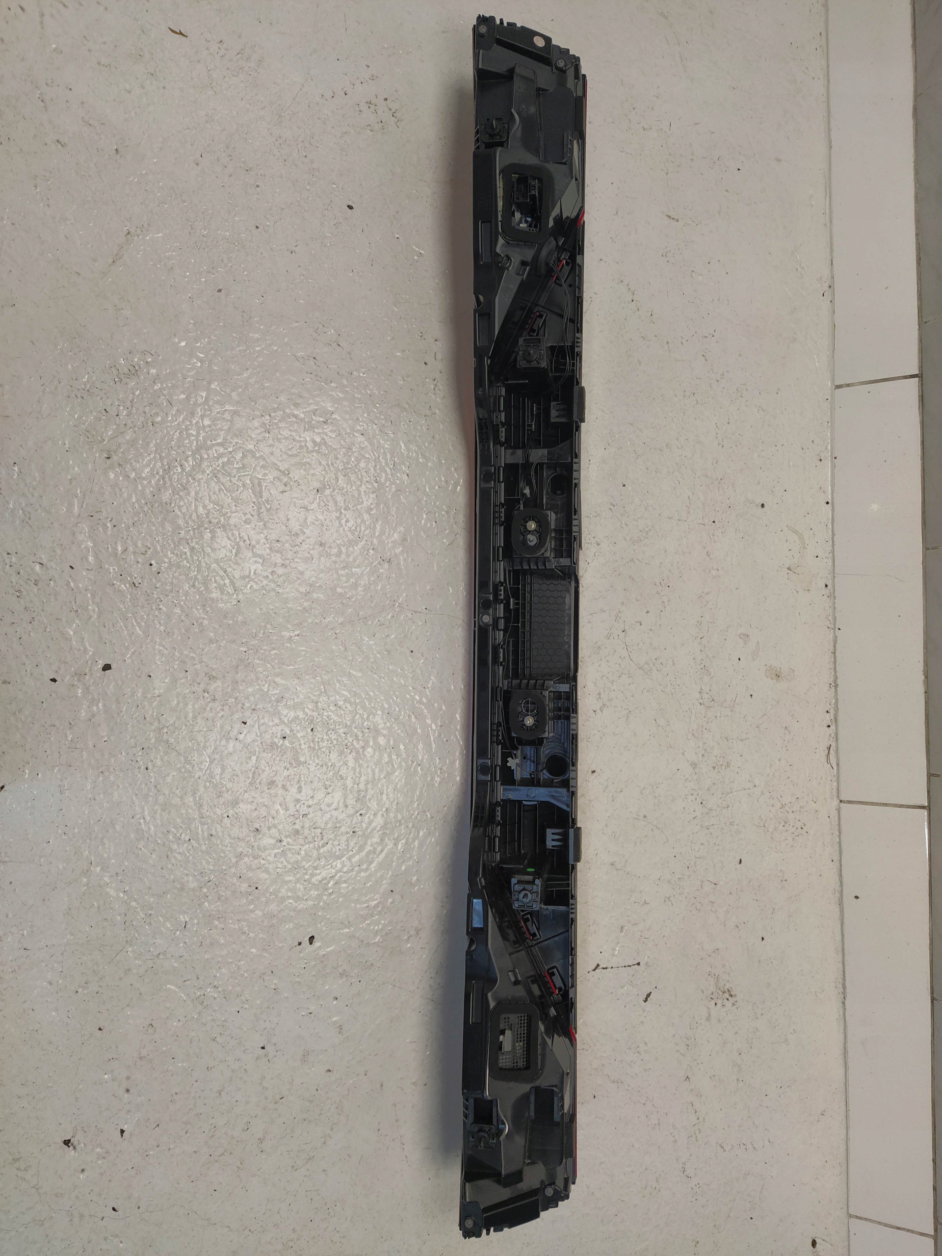 AUDI Q8 4M8 light lights rear part rear cap bonnet