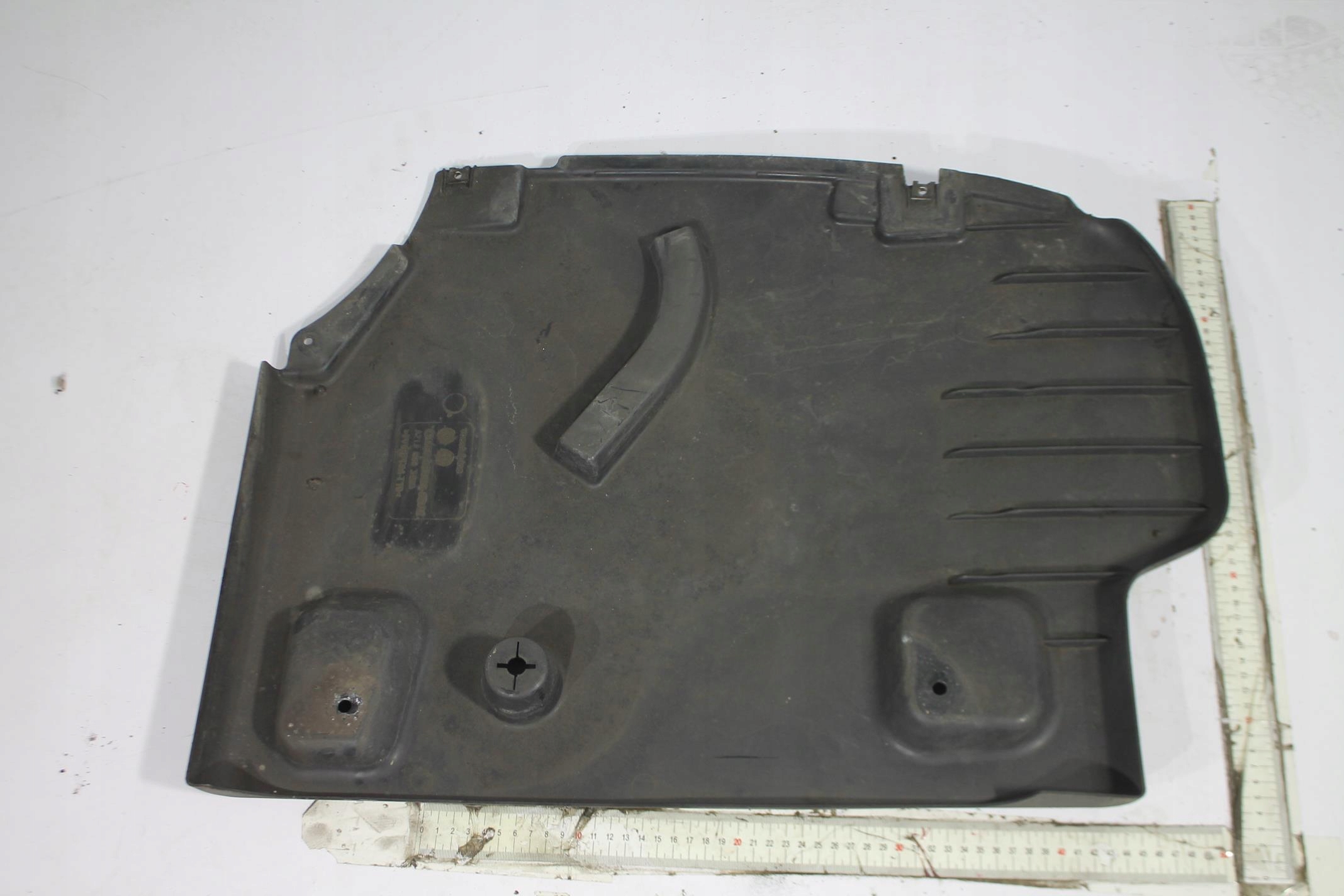Blende Abdeckung Behälter FAP A2136903405 E-KLASA W213 16