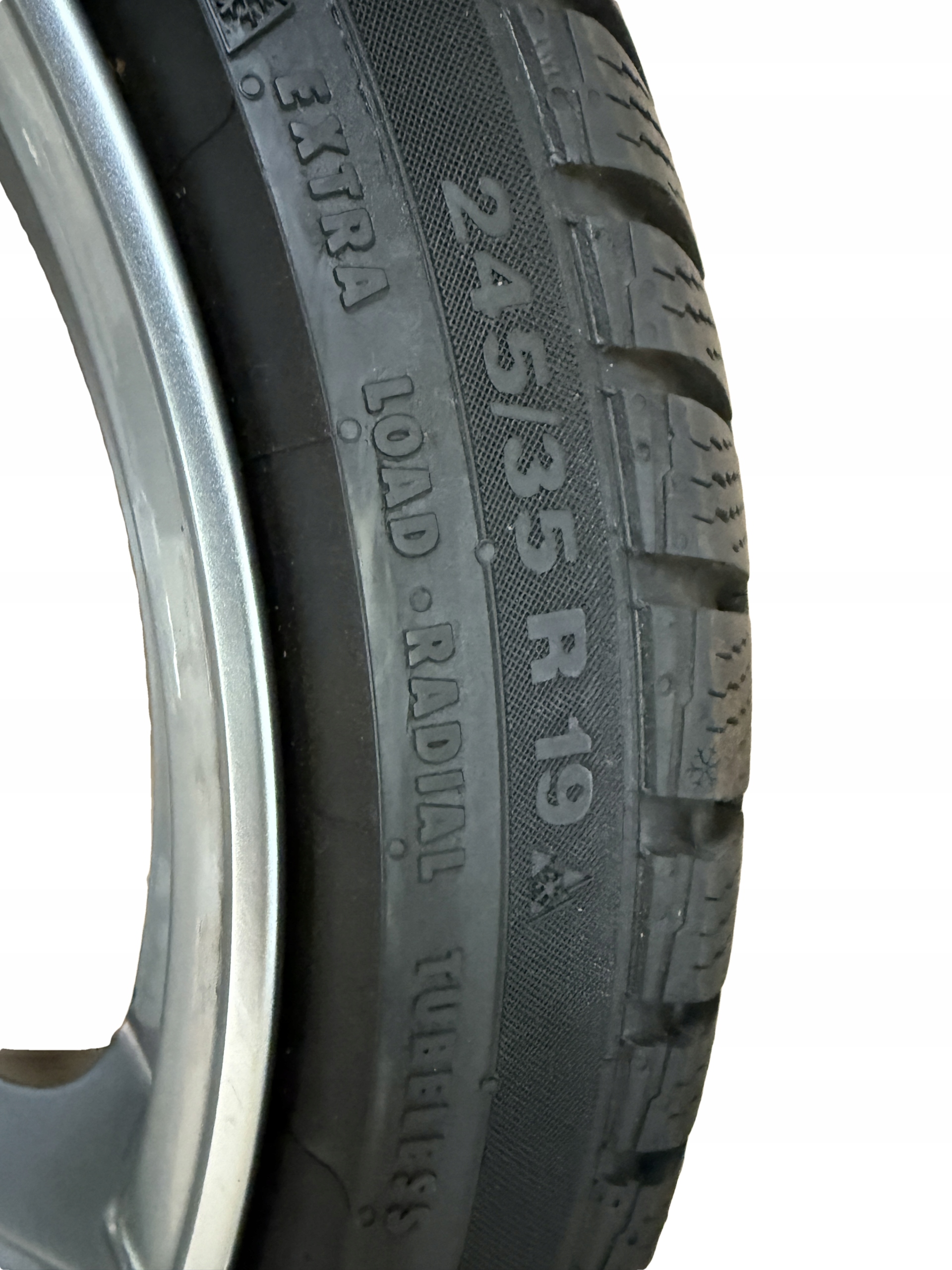 AUDI TT 8S wheels discs 245/35R19 CONTINENTAL ZIMA