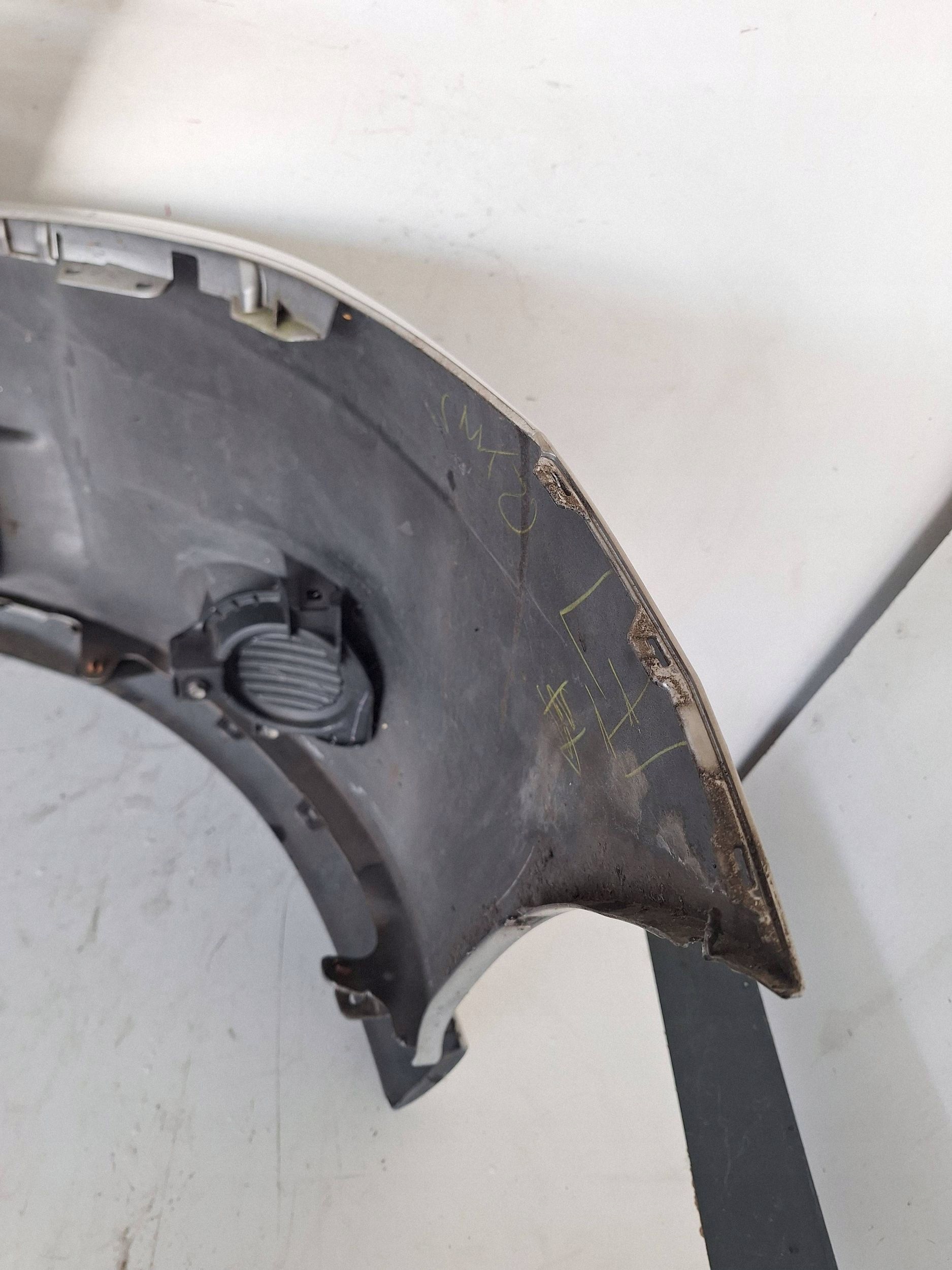 TOYOTA AURIS e LIFT 09-12 Paraurti 52119-02A90