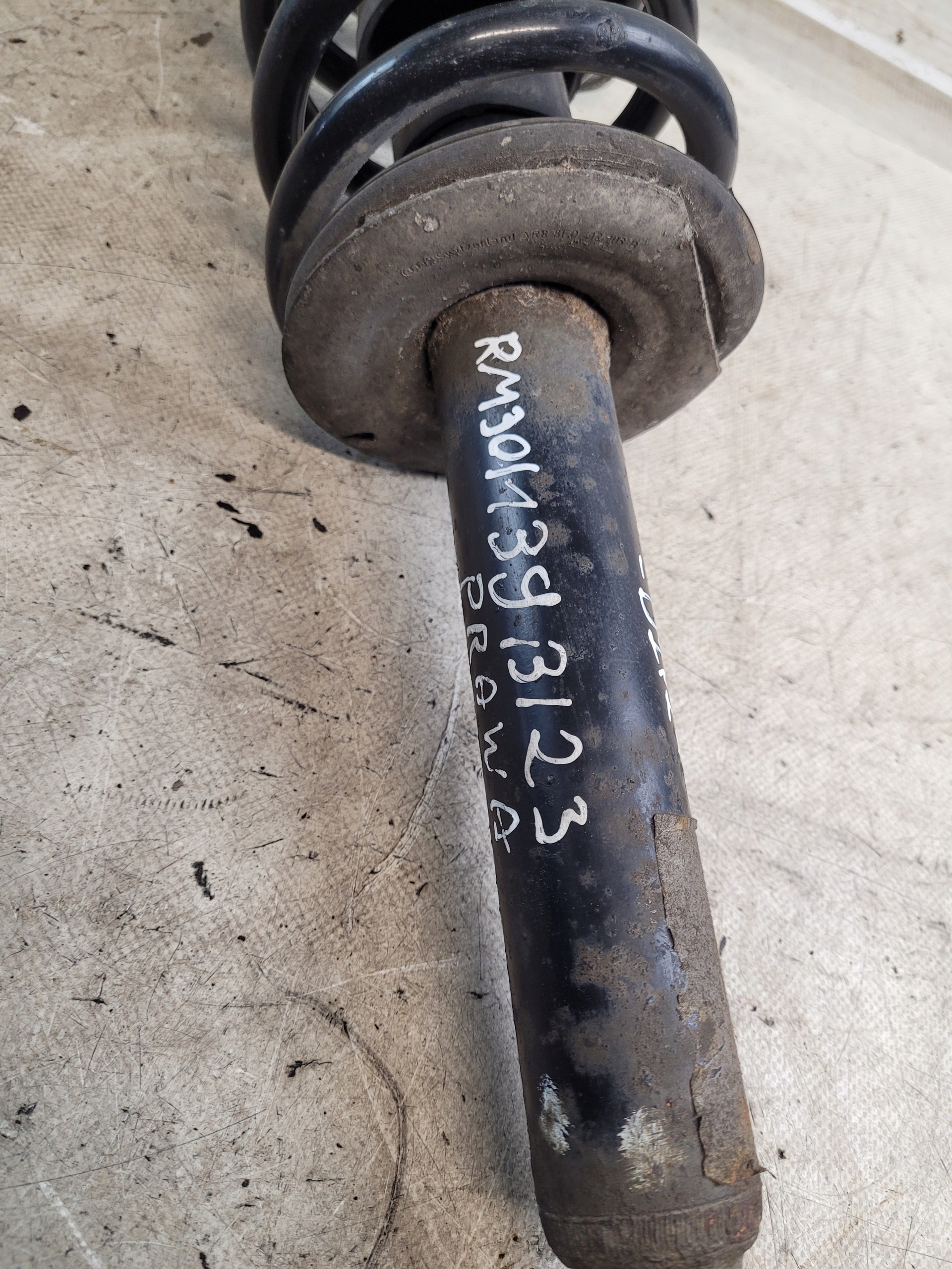 shock absorber McPherson right front + holder WAHACZY AUDI A4 B6 2.0B 02r.