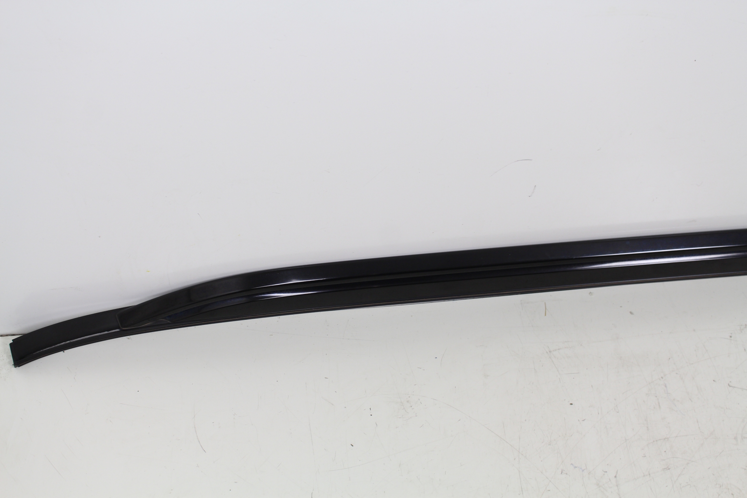 RELING DACHOWY LEWY BMW X5 E70 13r LIFT M PAKIET Part manufacturer BMW original OE