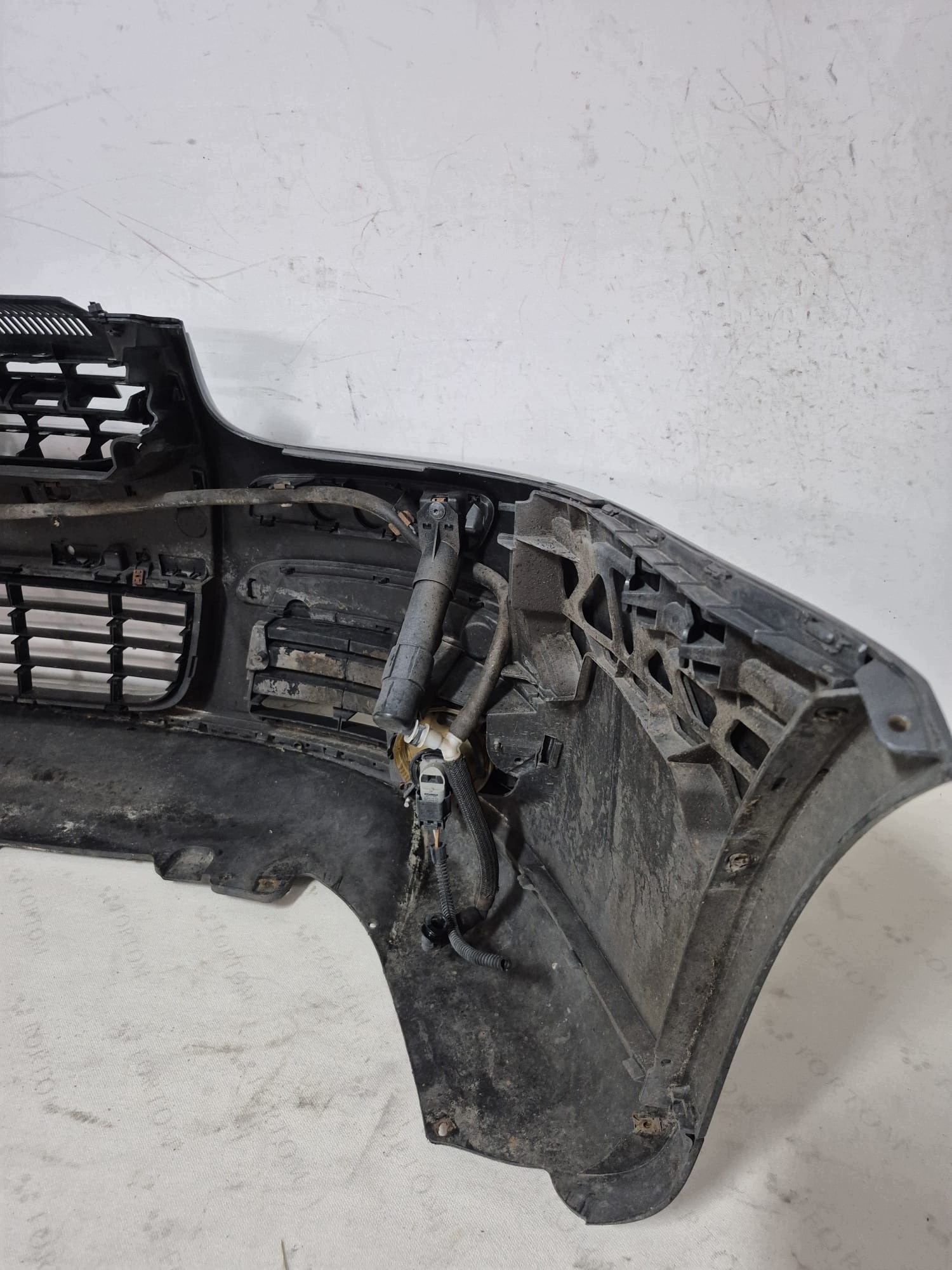 VW JETTA GOLF 5 V KOMBI 03- bumper front front SPR 1K0807221D LAK.LD7X