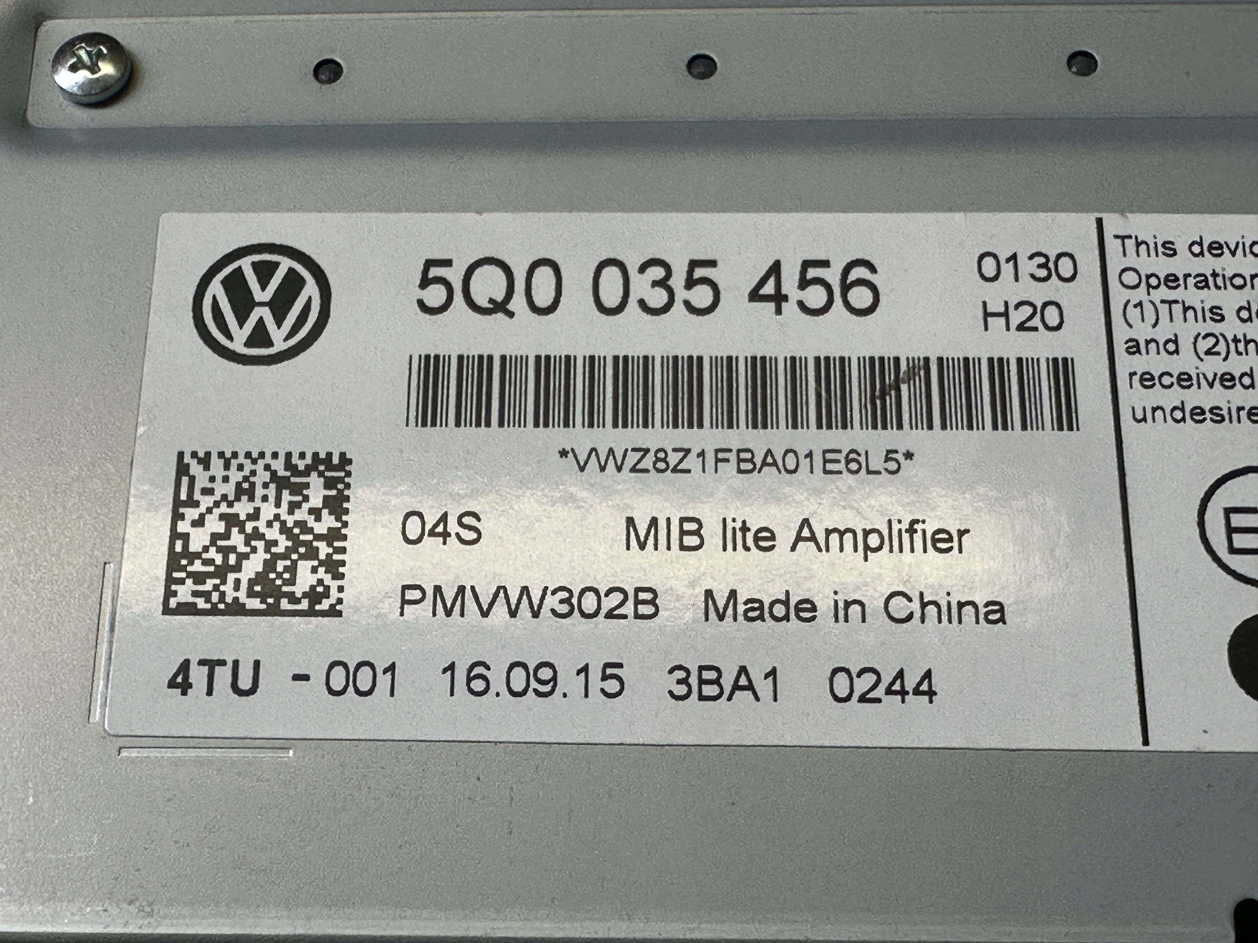 VW amplifier FENDER 5Q0035456
