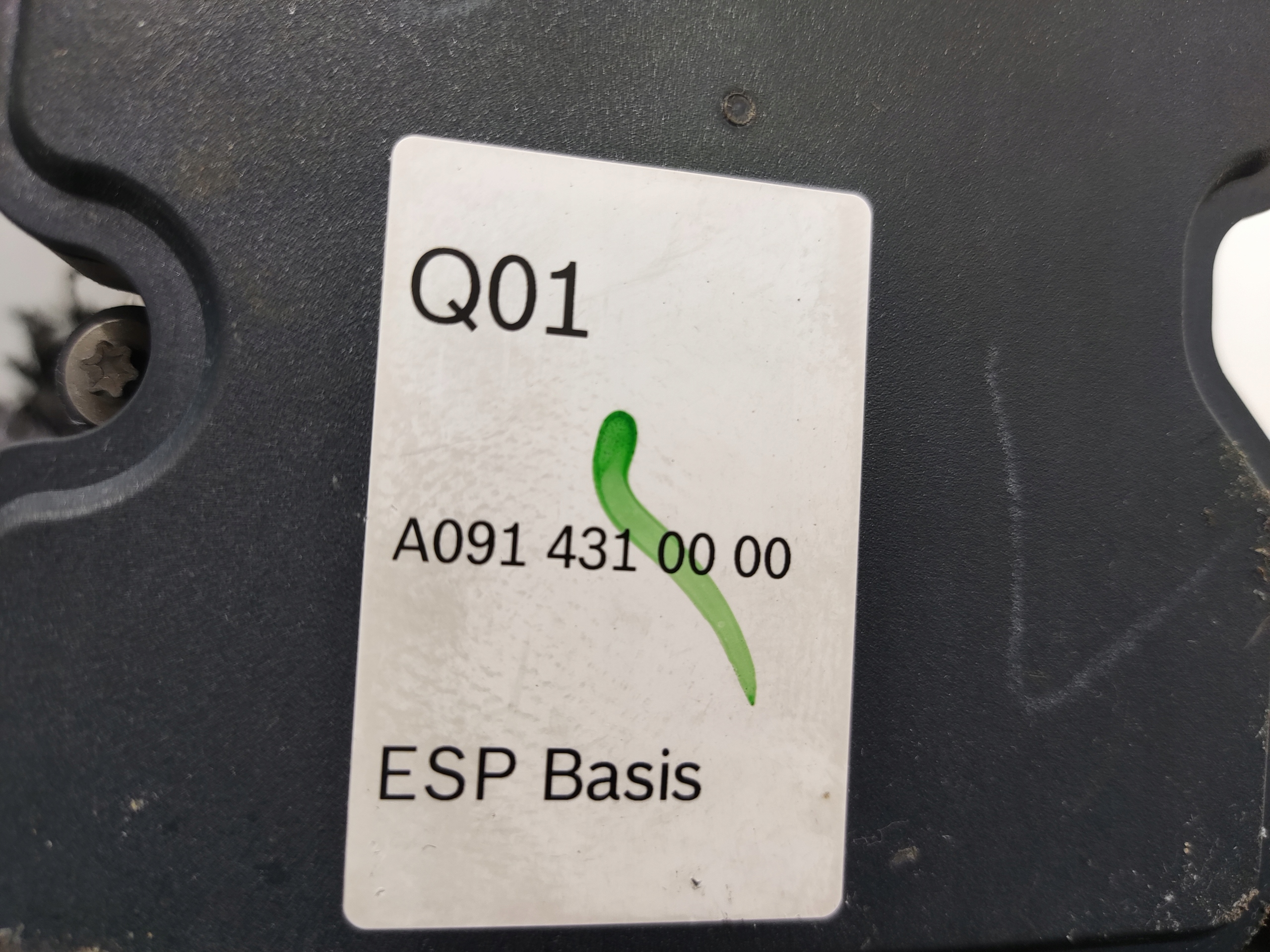 pump control unit ABS INFINITI Q30 2015-2020 A0914310000