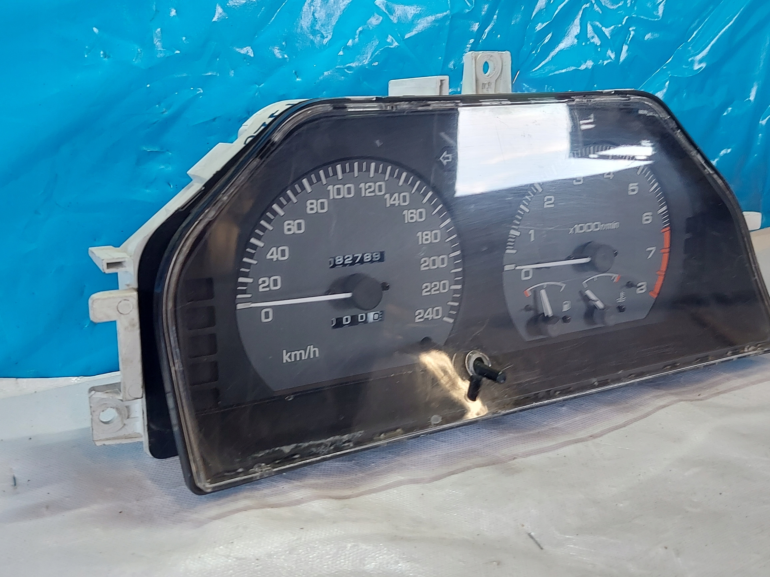 dials clock MITSUBISHI LANCER MB898439