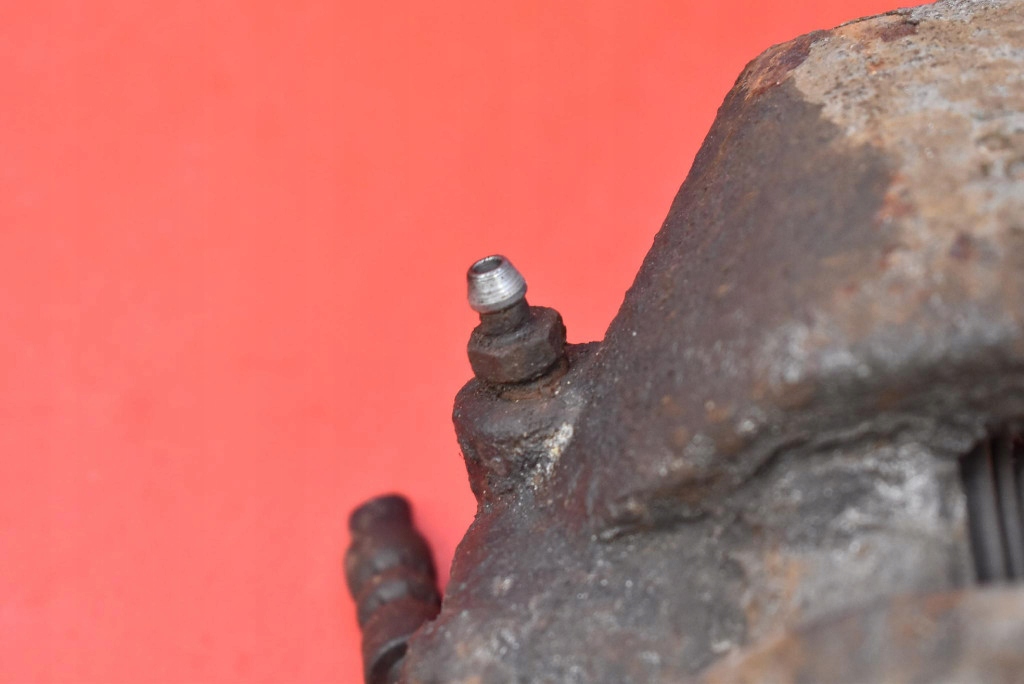 caliper brake left front SKODA FABIA 3 III 1.2 TSI 110 KM 14-18