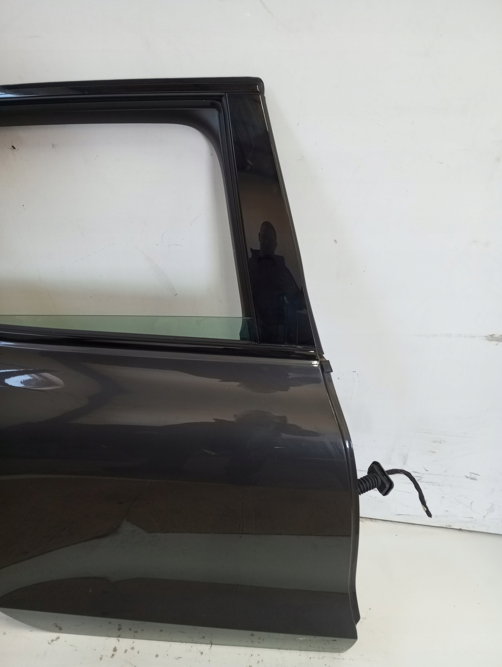 door right rear. VOLVO V60 24R