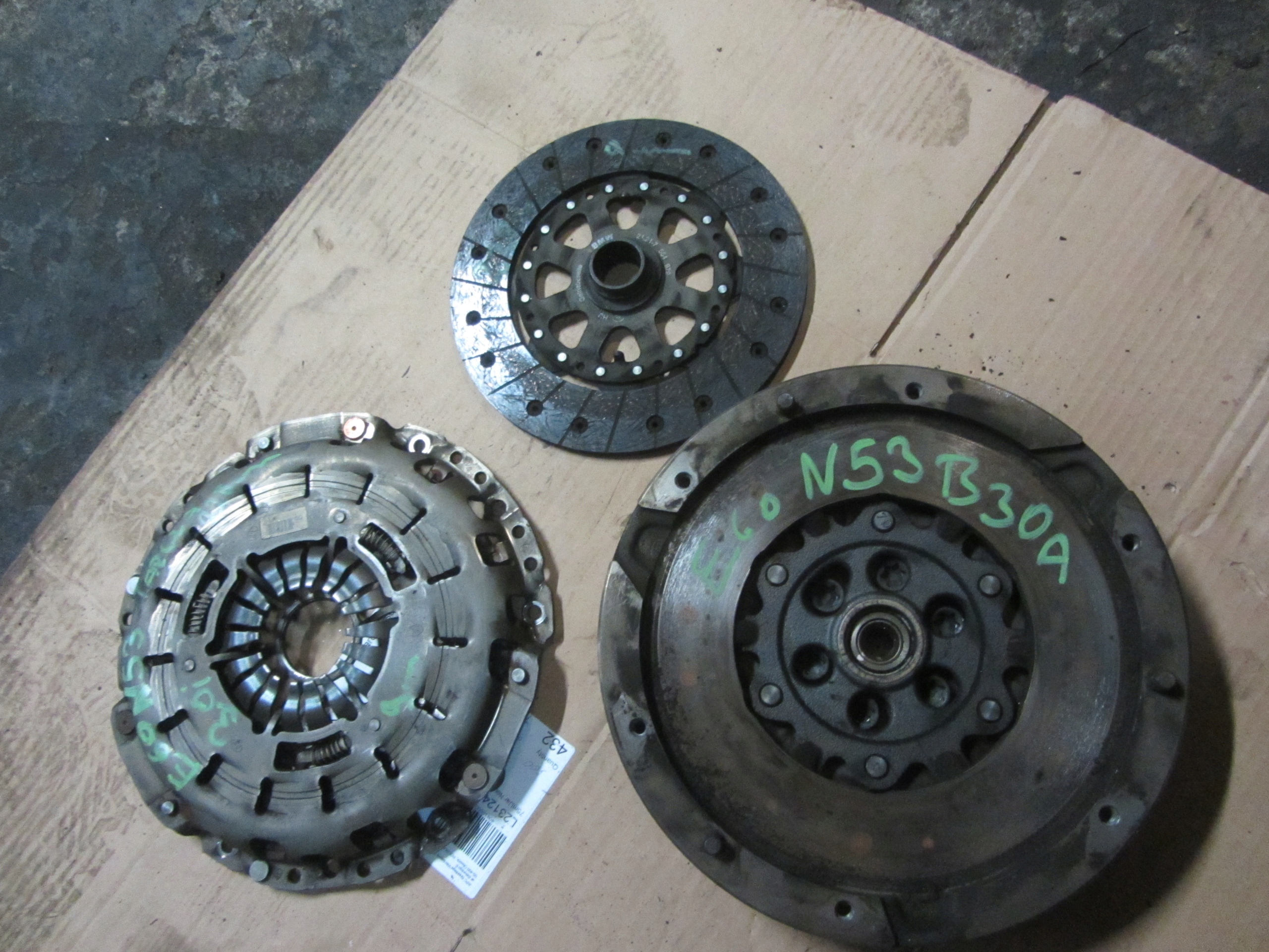N53b30 - Двухмоторный диск сцепления прижимная пластина BMW E60 e61 3.0 и n53