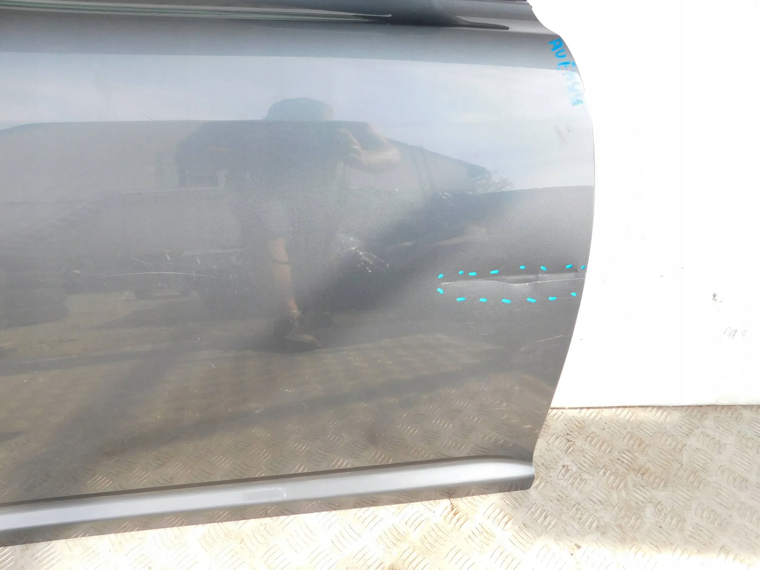 door front front right TOYOTA AVENSIS T25