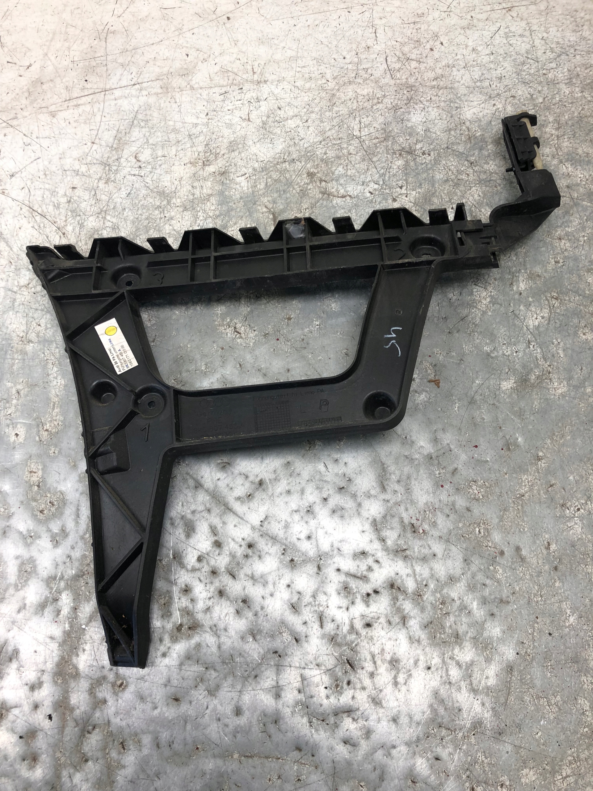 bumper bracket left rear part AUDI A4 B8 LIFT sedan 8K5807453A