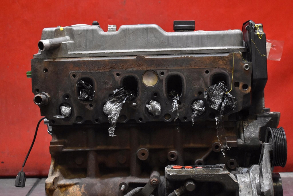 engine DIESEL pump KKDB A2C20003032 FORD FOCUS MK2 1.8 TDCI 116 KM FILM