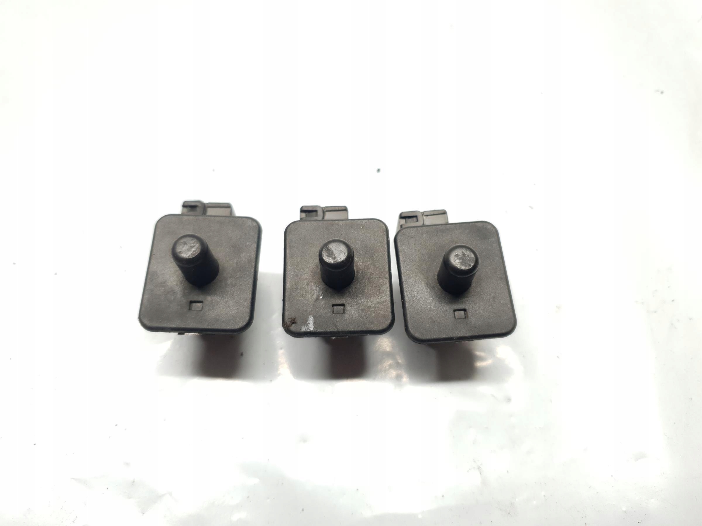 CZUJNIK KRAŃCOWY DRZWI MERCEDES-BENZ KLASA E W210