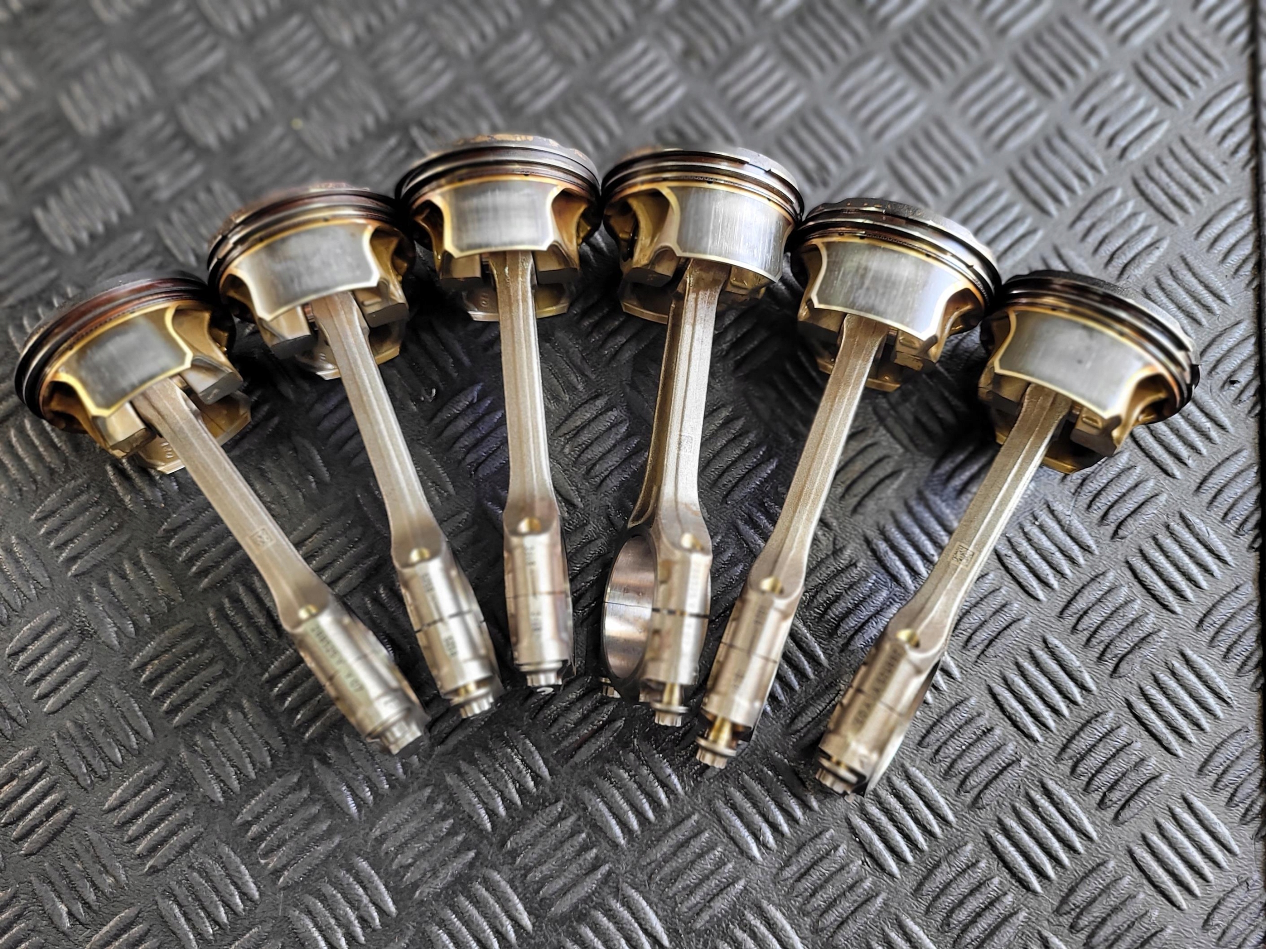 piston + connecting rod MASERATI QUATTROPORTE VI 3.0 V6 B