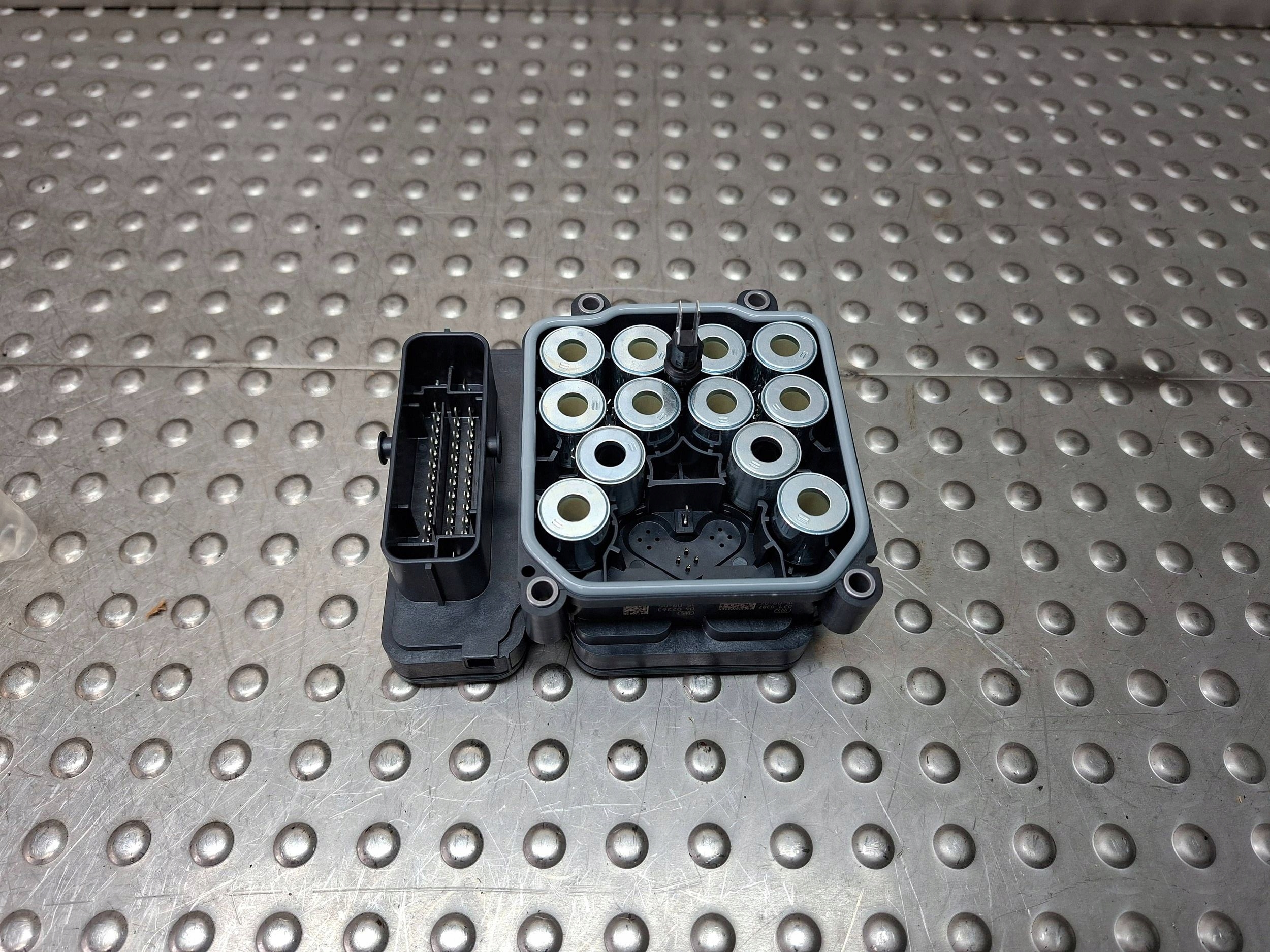 control unit pump ABS MASERATI GHIBLI 13- 0265956368