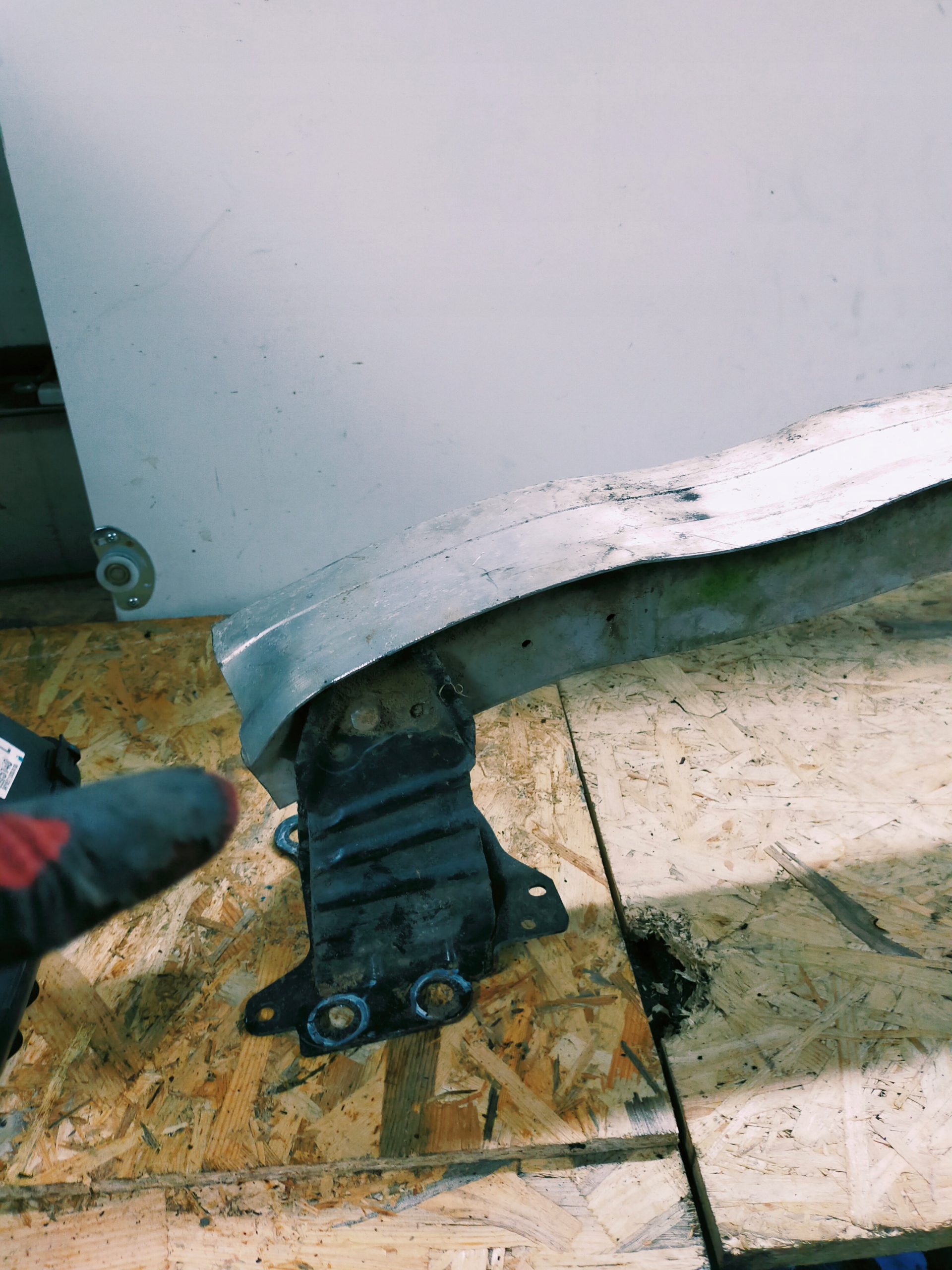 sider below bumper front AUDI A3 8P0807113F