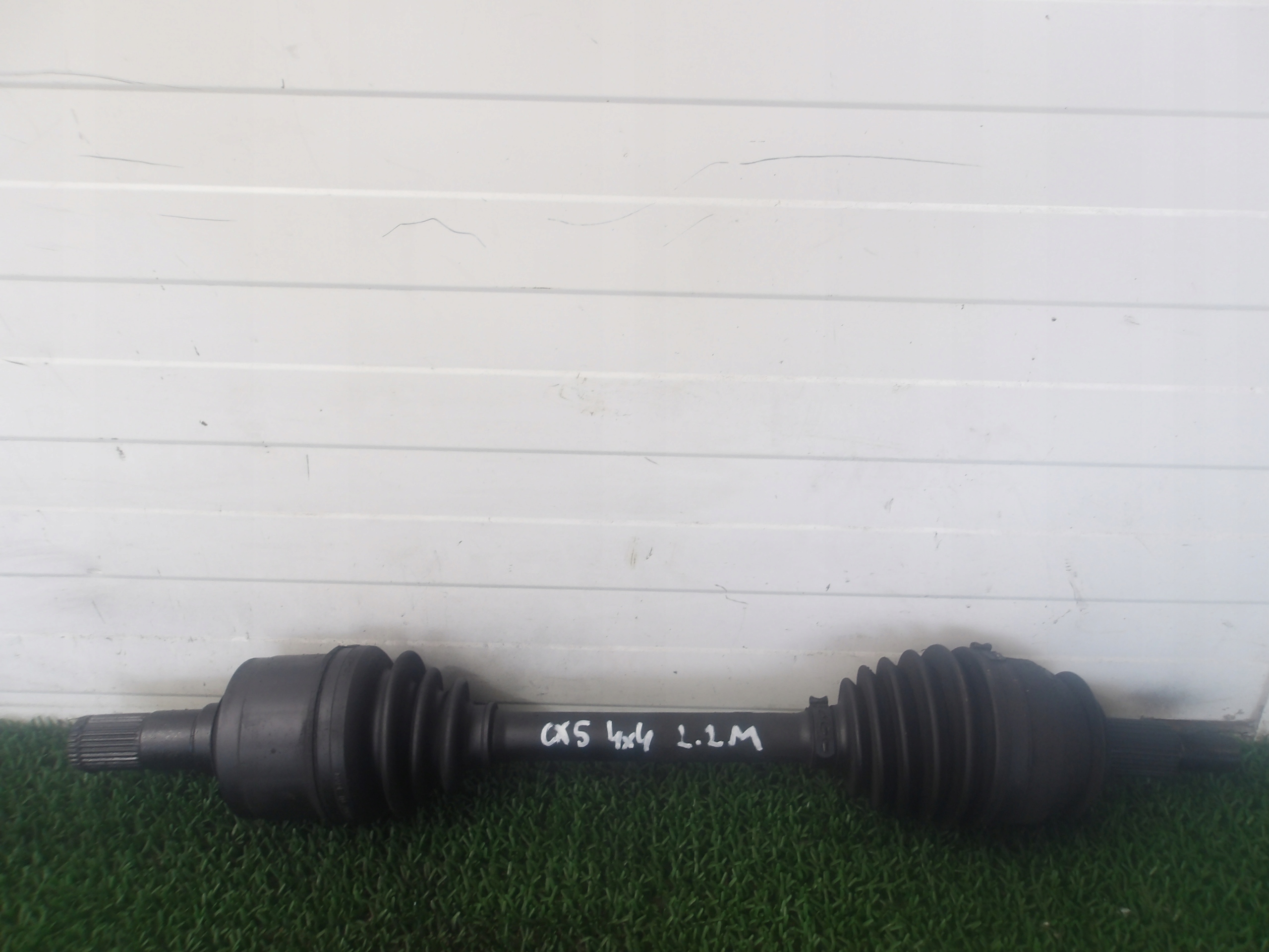 MAZDA CX-5 KD 12-17 2.2D 4WD semi-axis front left short. MANUAL OE