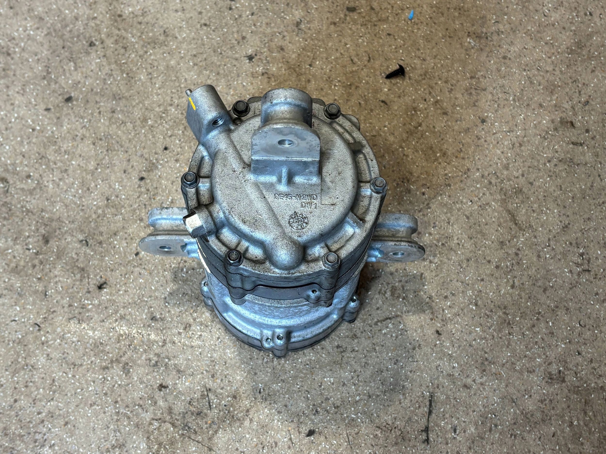 Компрессор кондиционера kia EV6 22r 977E1-CV200