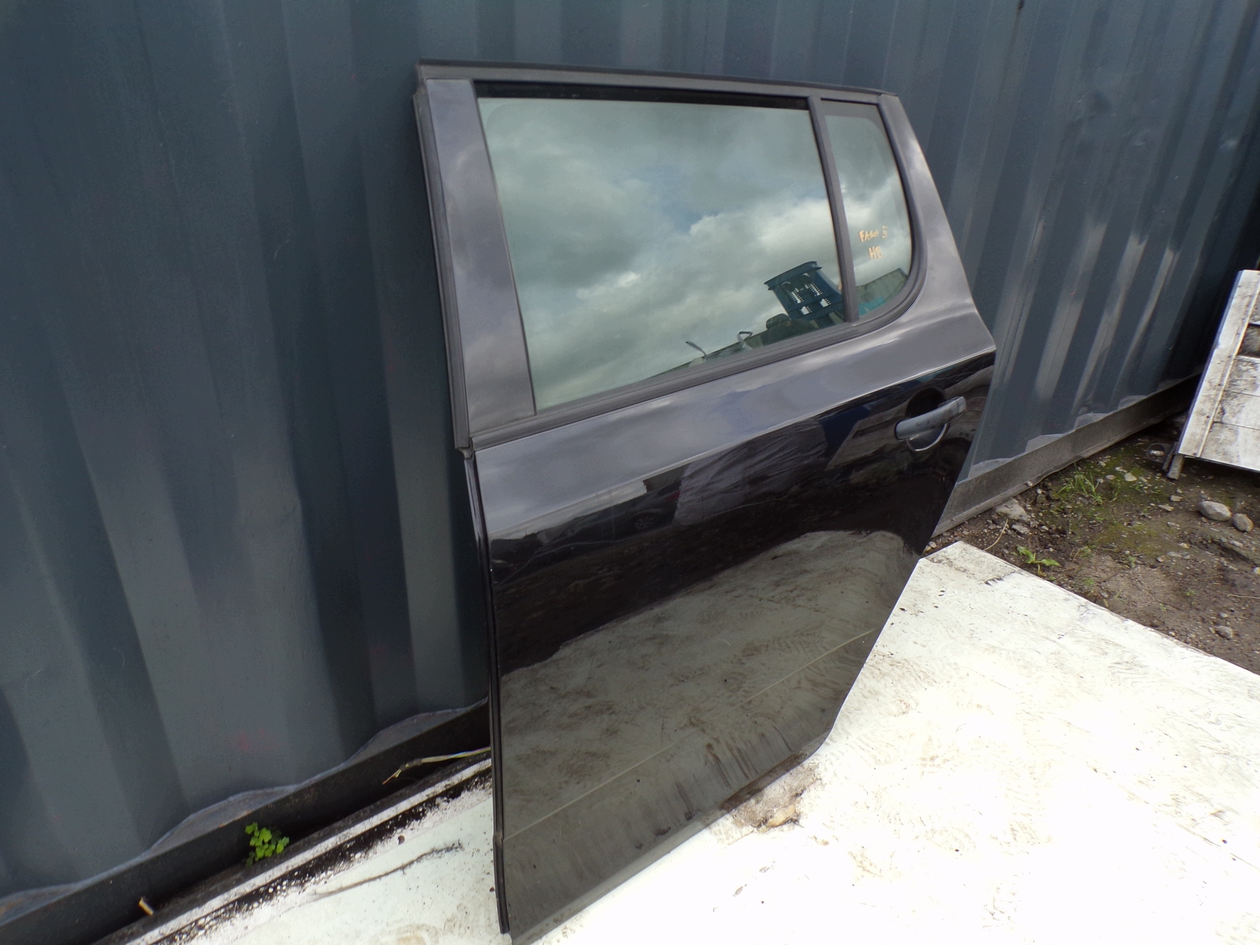 door left rear. rear part SKODA FABIA 2 II HB