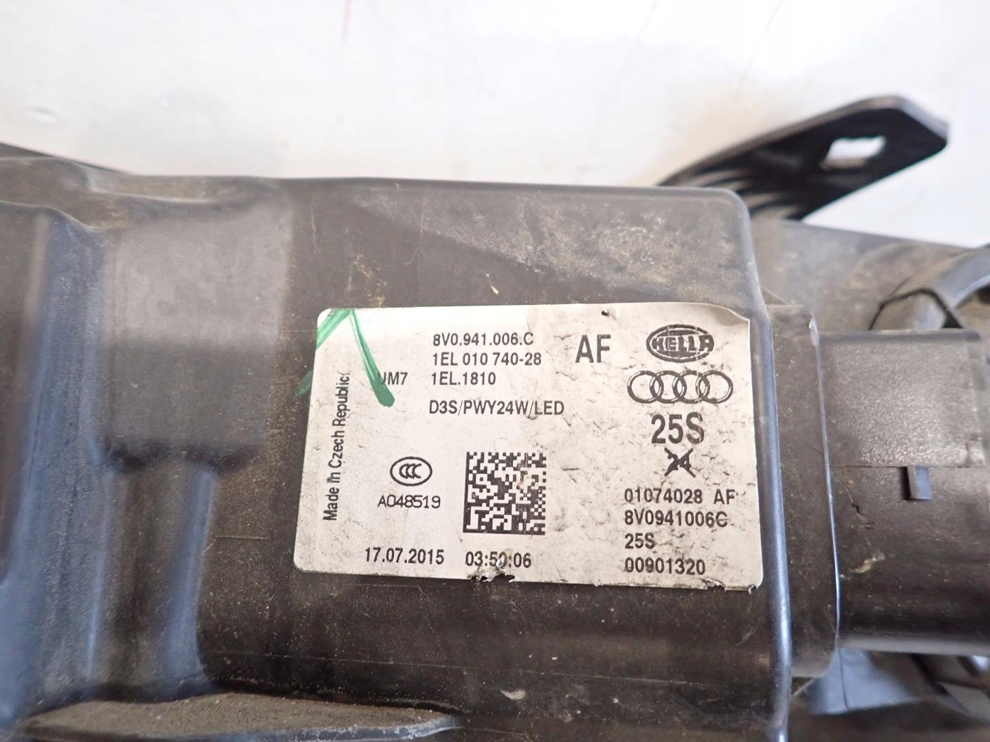 light front front right AUDI A3 2012- BI-XENON 8V0941006C