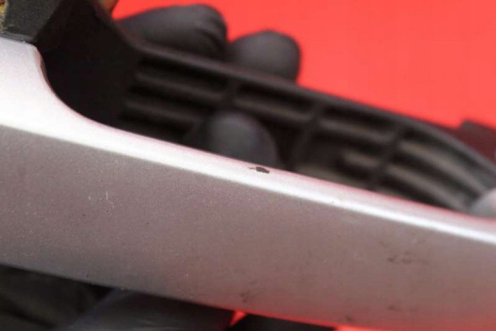 handle right front front SREBRNA TOYOTA RAV 4 2 II 00-03