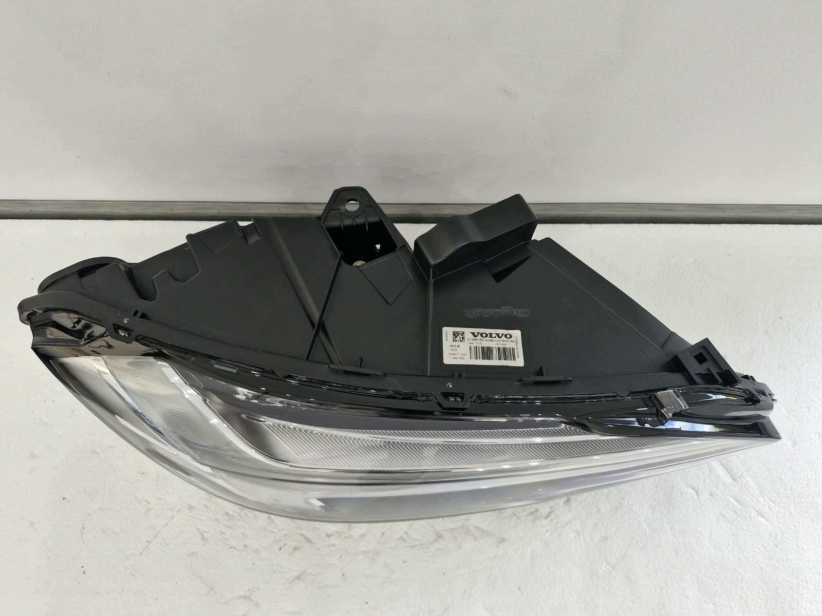 light right Volvo S90 V90 FULL LED