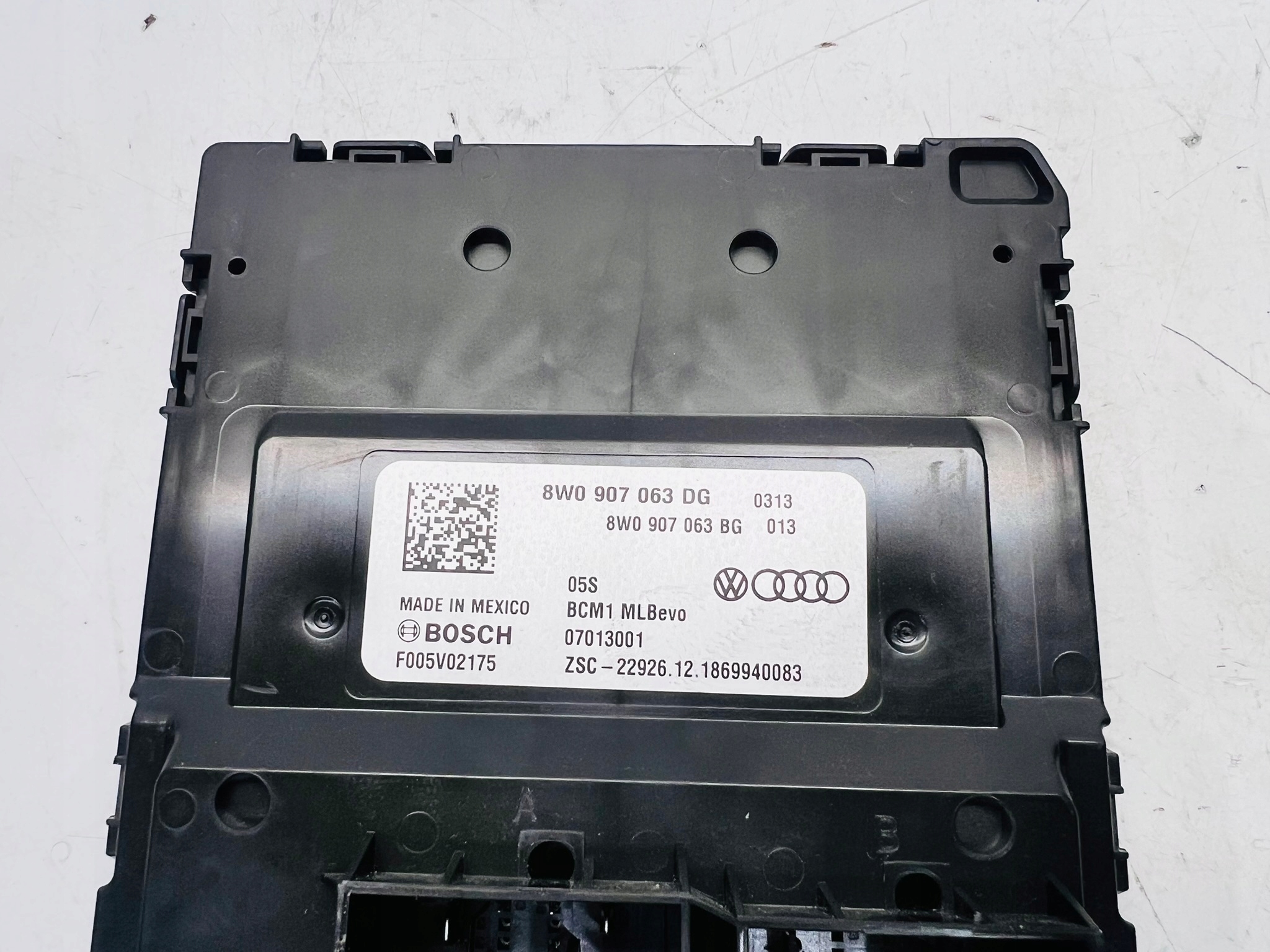 module control unit KOMFORTU AUDI A4 B9 A5 Q5 8W0907063DG