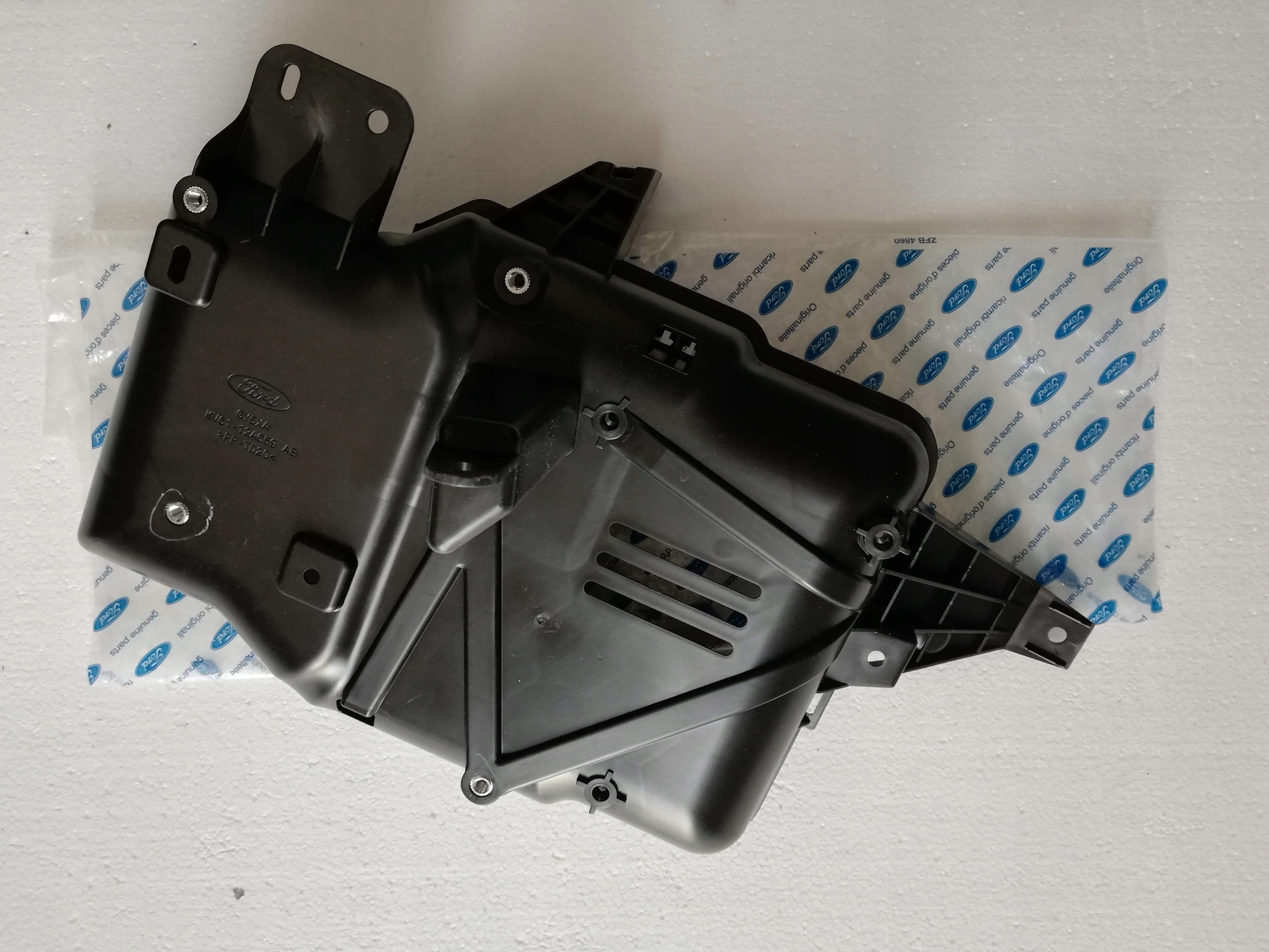 КОРПУС КОМП'ЮТЕРА TRANSIT CONNECT MK2 II