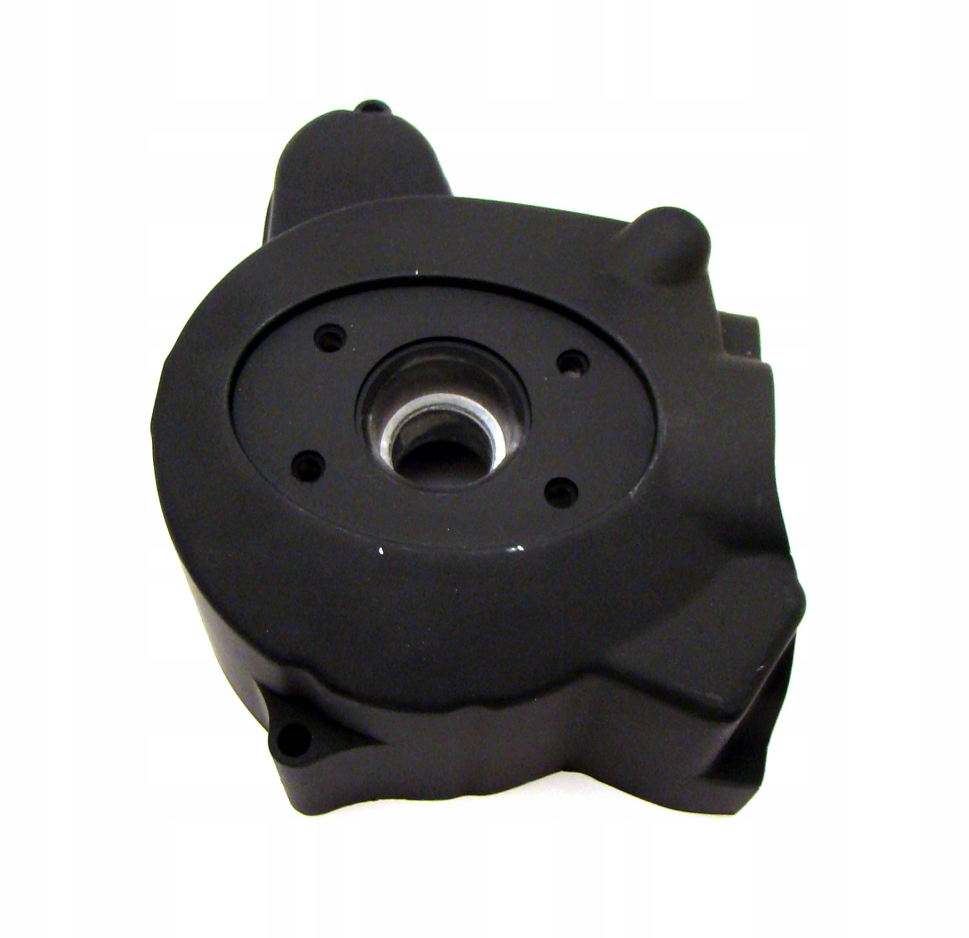 T58501 - JUNAK 901/901F/901X/902/901RS КРЫШКА ДВИГАТЕЛЯ ЛЕВАЯ