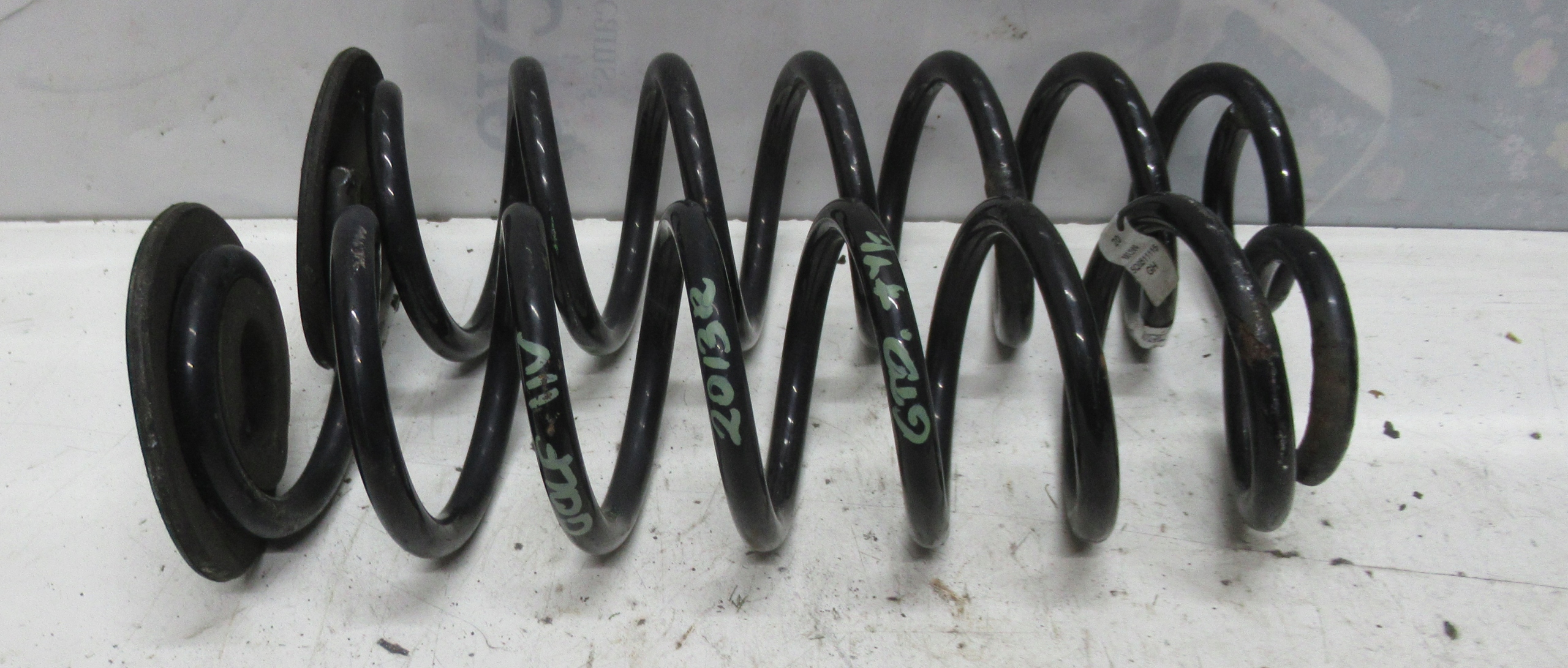 VW GOLF VII springs springing rear part 5Q0511115GH
