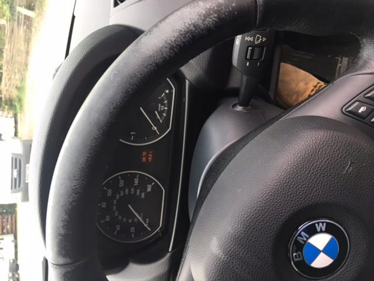 CZARNA FARBA DO RENOWACJI KIEROWNIC SKÓR TAPICERKI Rodzaj renowacja skóry