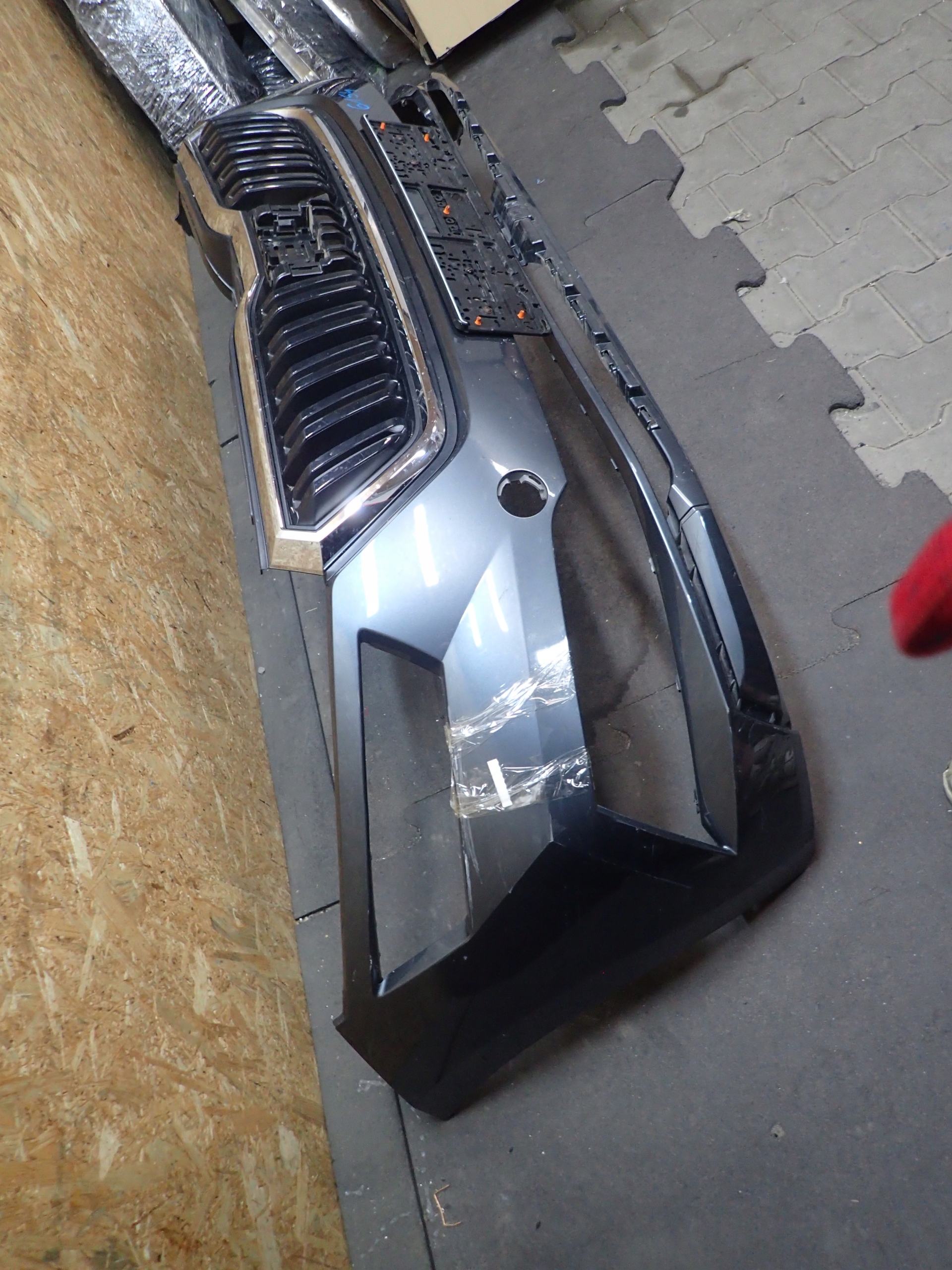 nárazník předek SKODA KAMIQ