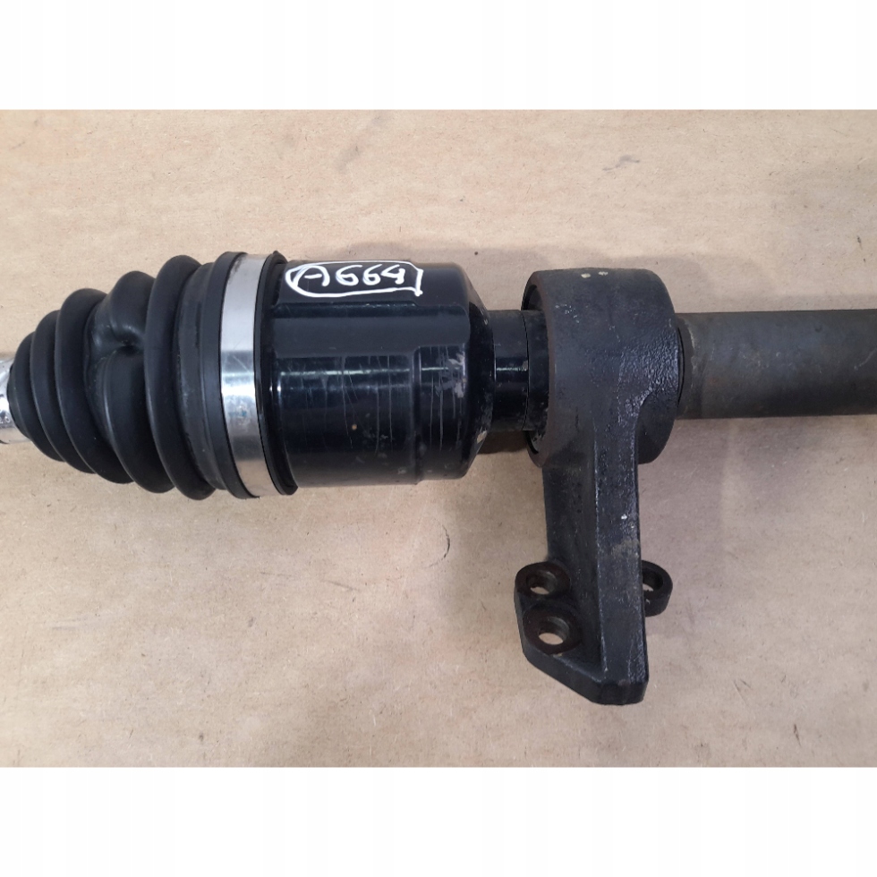 Hyundai Tucson TL 1,7 CRDI semi-axis front right (A664)