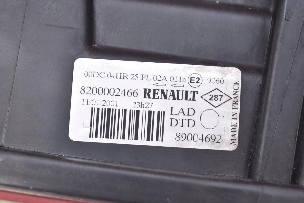 REFLEKTOR right light front XENON EU 8200002466 RENAULT LAGUNA 2 II 01-05