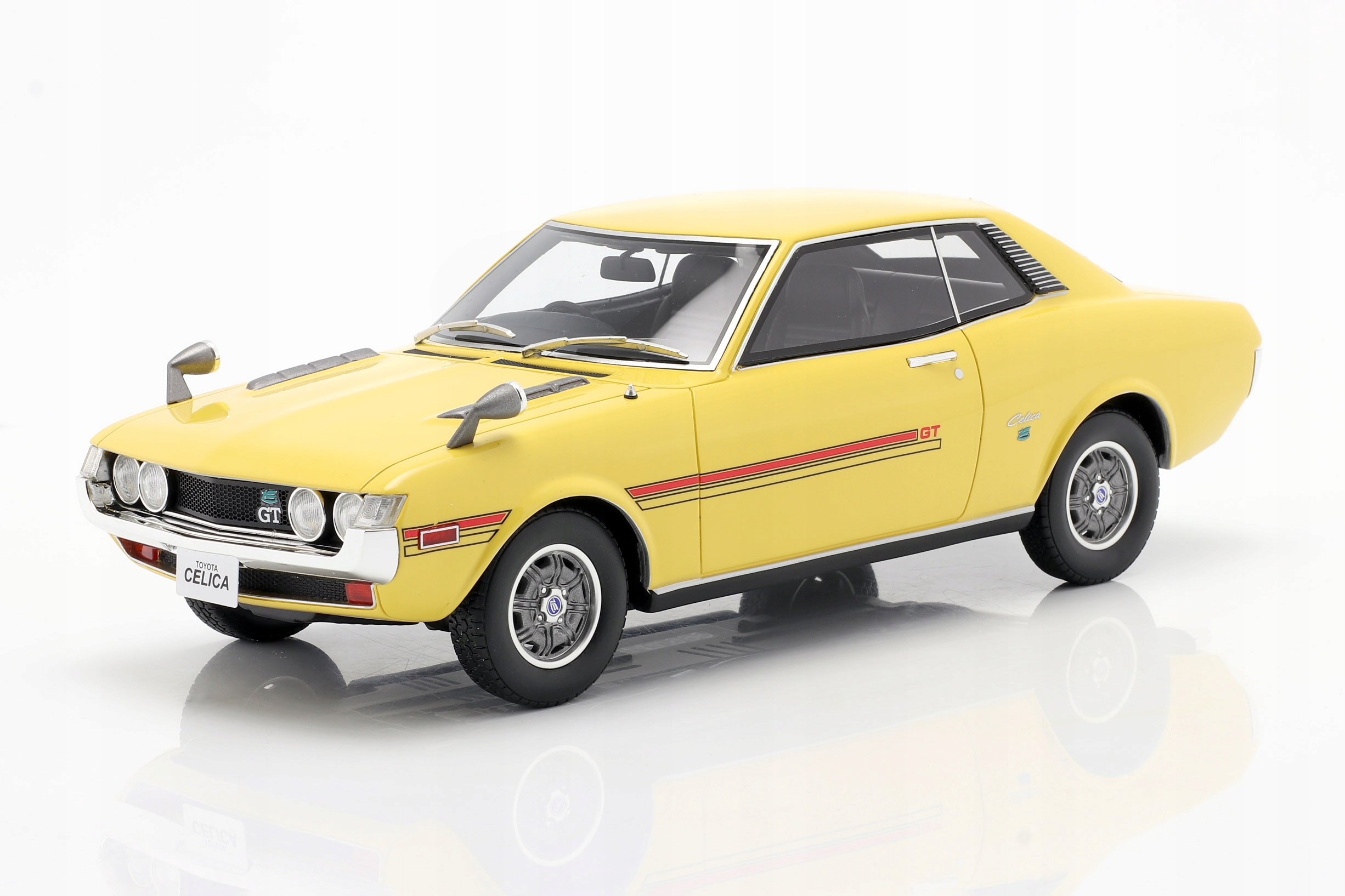 Toyota Celica Gt Coupe R22 1970 OttOmobile 1:18 1/18 OT344 Model auta