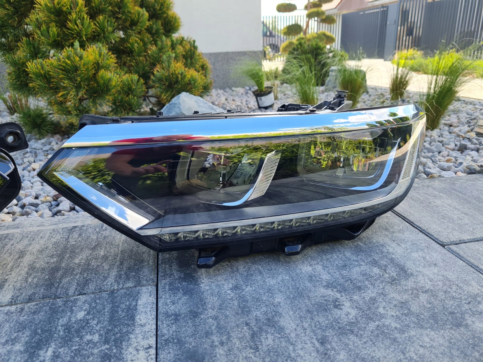 VW PASSAT B8 3G1 Lampy przód Full Led Basic Led Base 3G1941035C 3G1941036L Strona zabudowy lewe + prawe