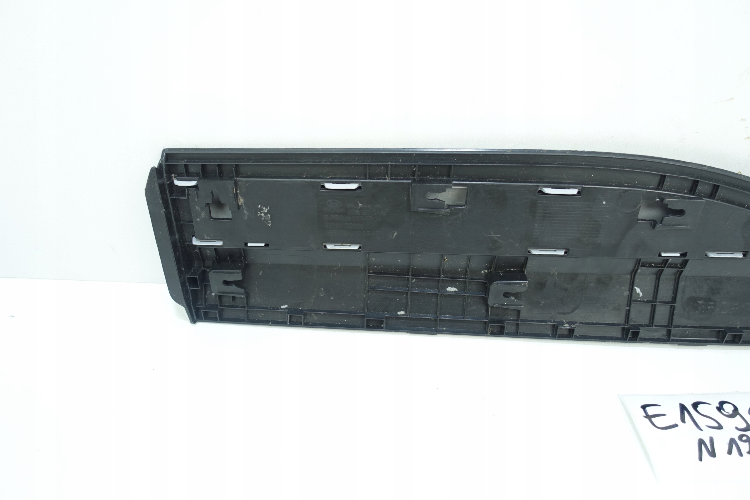 moulding door right rear part HYUNDAI KONA EV 2018