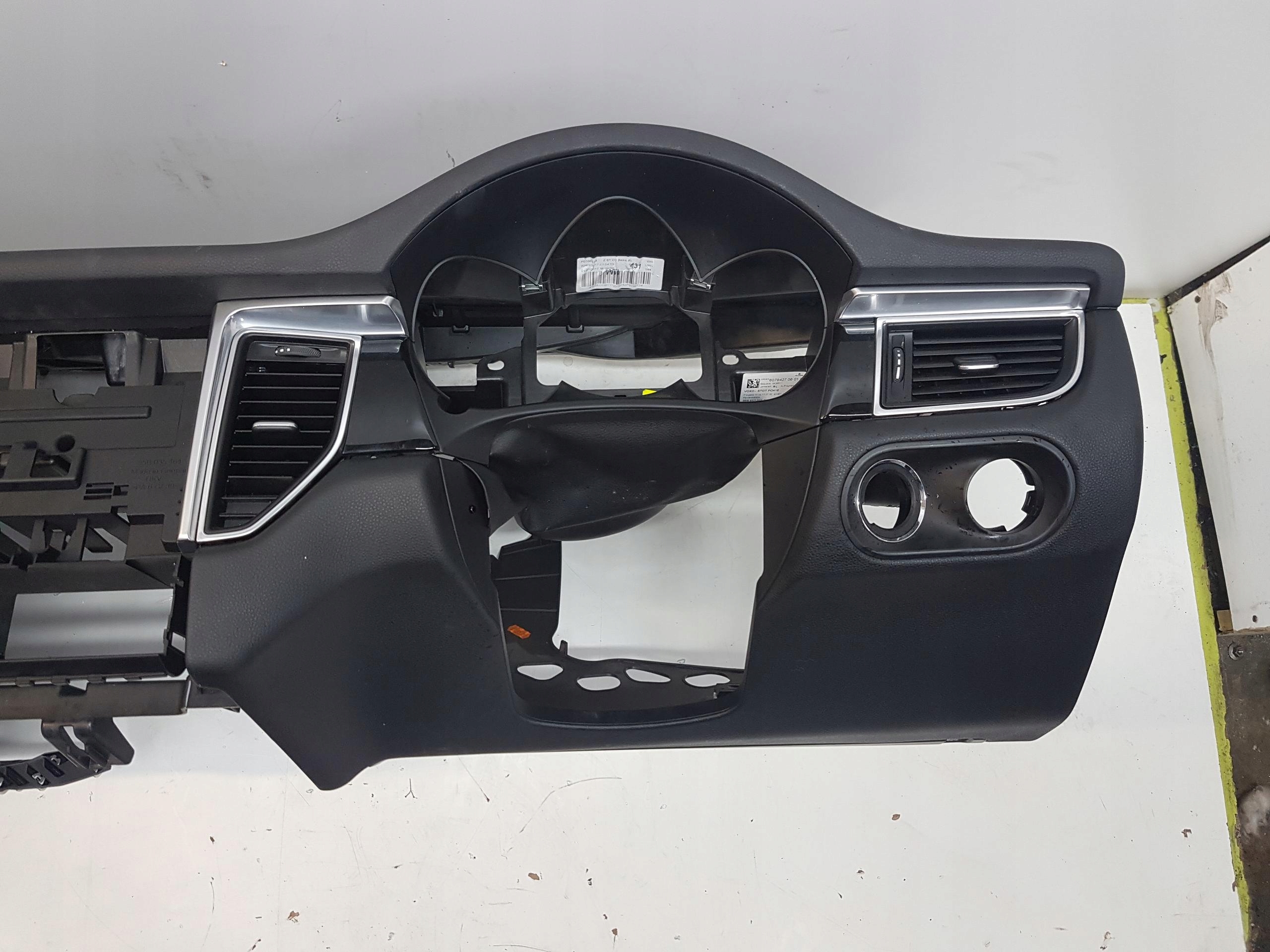 PORSCHE MACAN dashboard console cockpit uk anglik