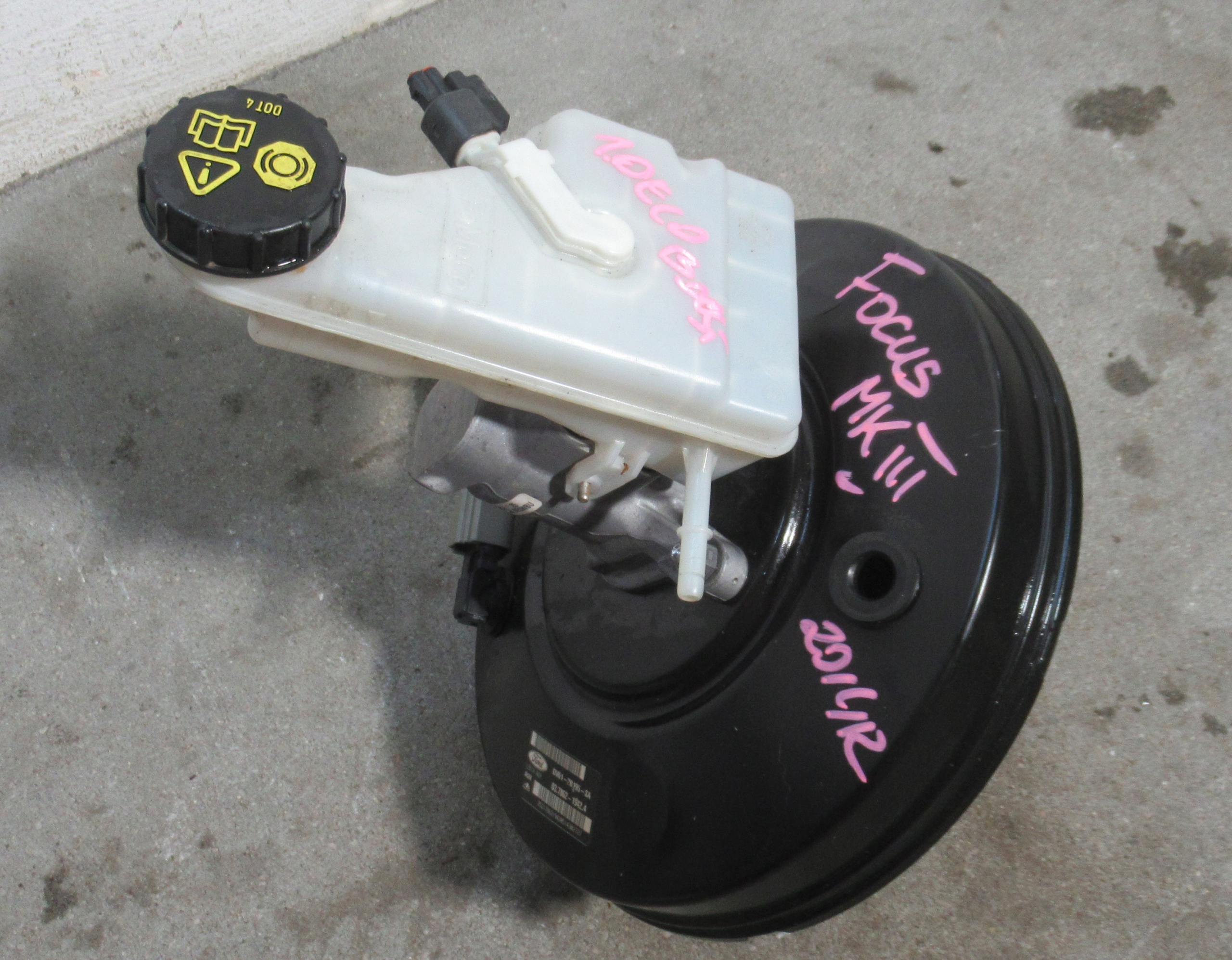 FORD FOCUS MK3 1.0 EB servo brake booster