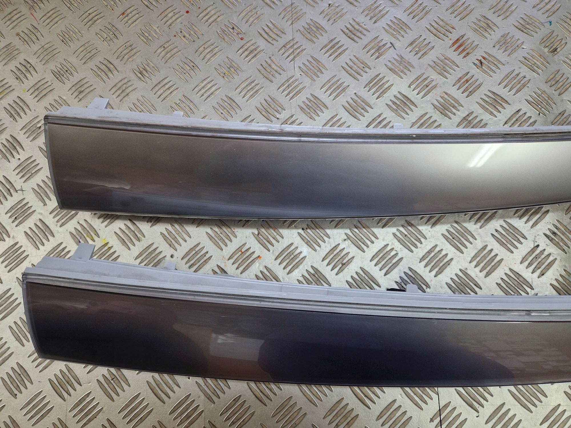 light left front LED moulding HYUNDAI IONIQ 5 2021R->