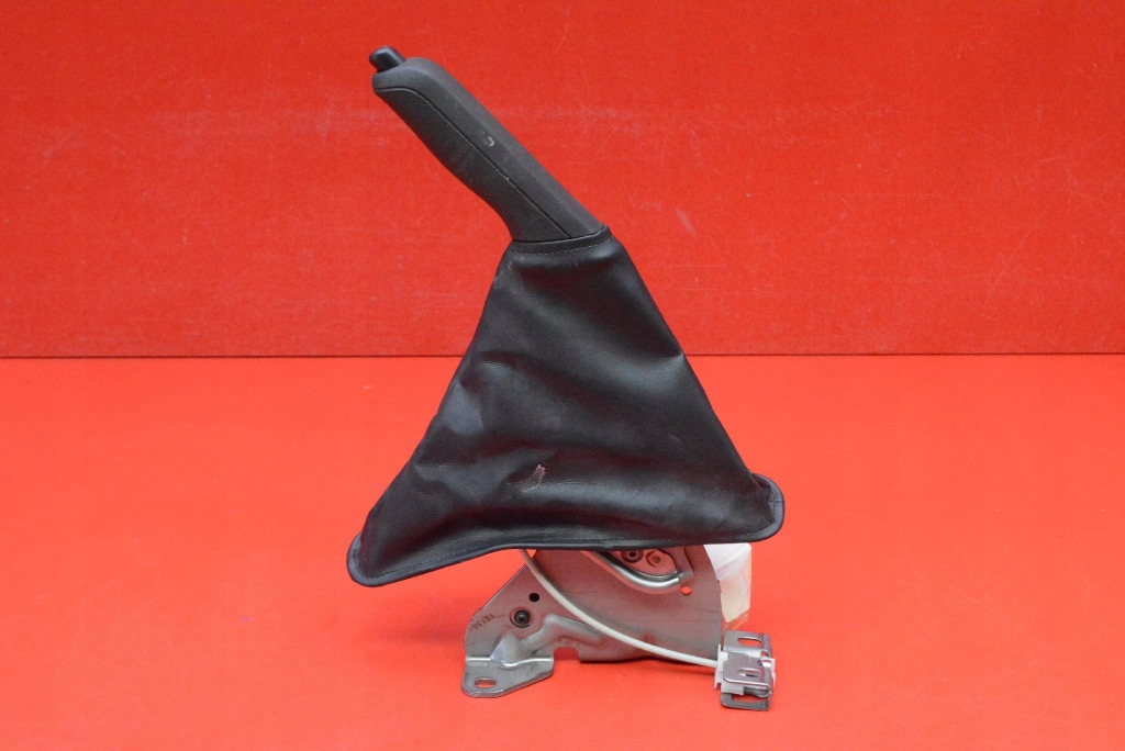 páčka elektrická brzda TOYOTA YARIS 4 IV 20