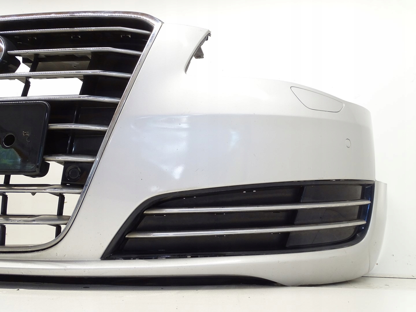 bumper front front AUDI A8 D4 LX7W