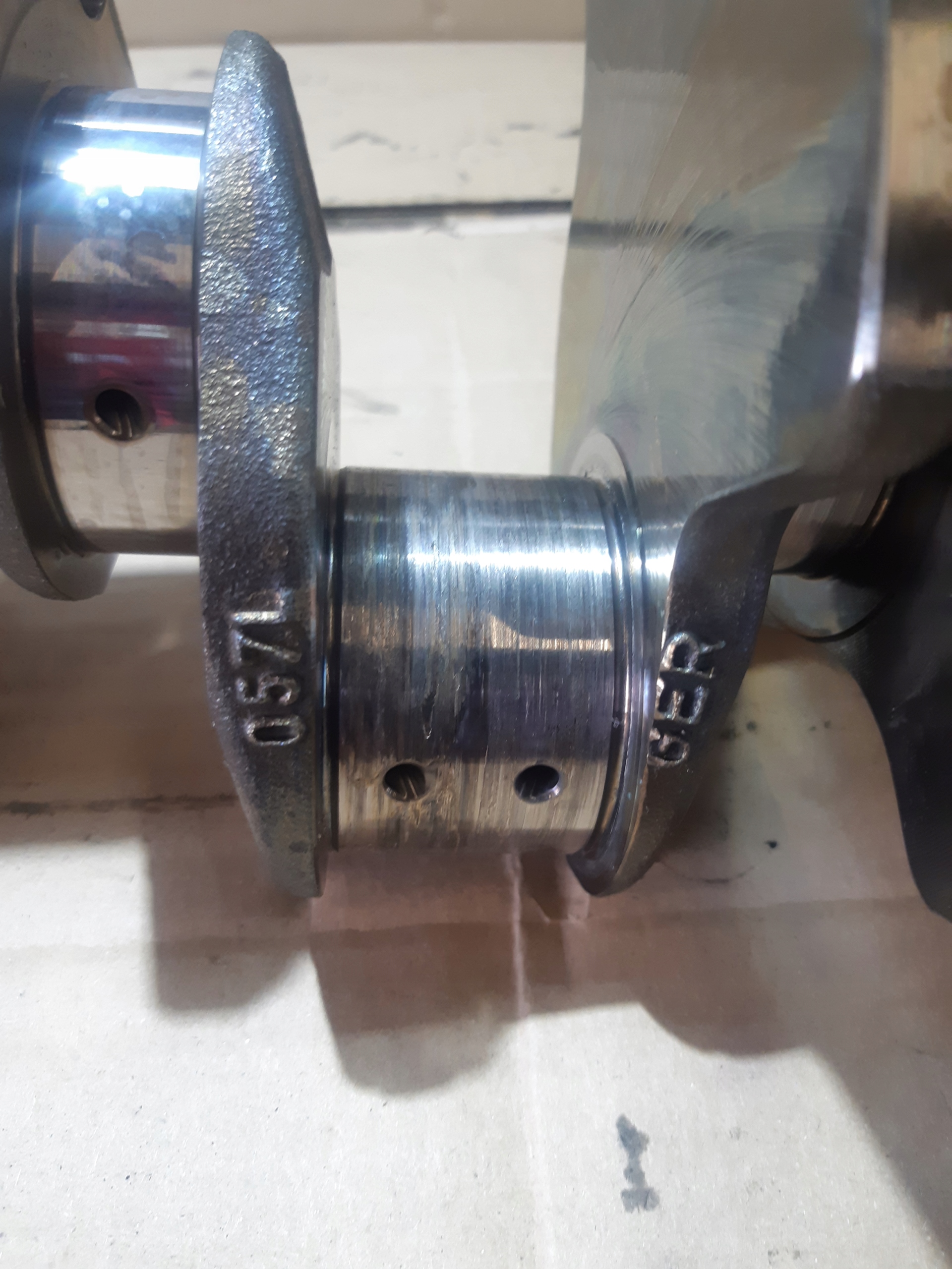 AUDI Q7 4L 4.2 TDI crank 057L