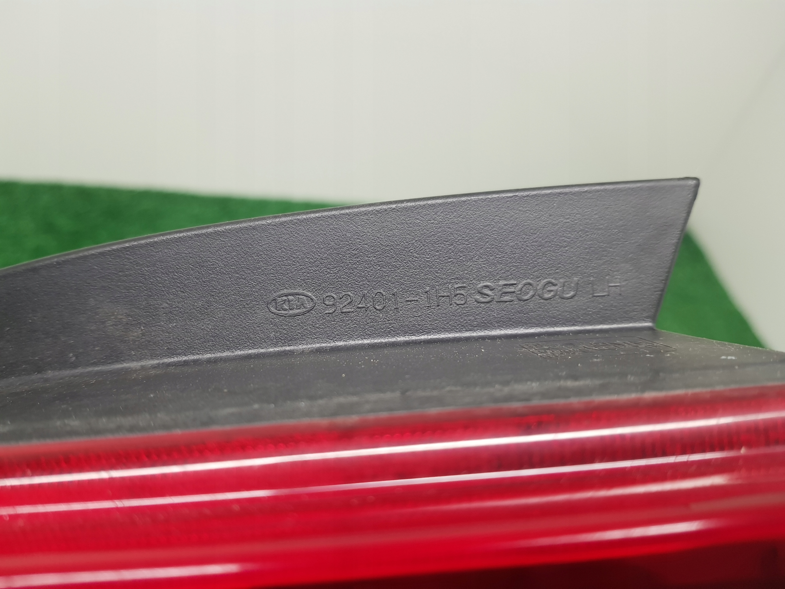 light left rear 3D LIFT KIA CEED 92401-1H5